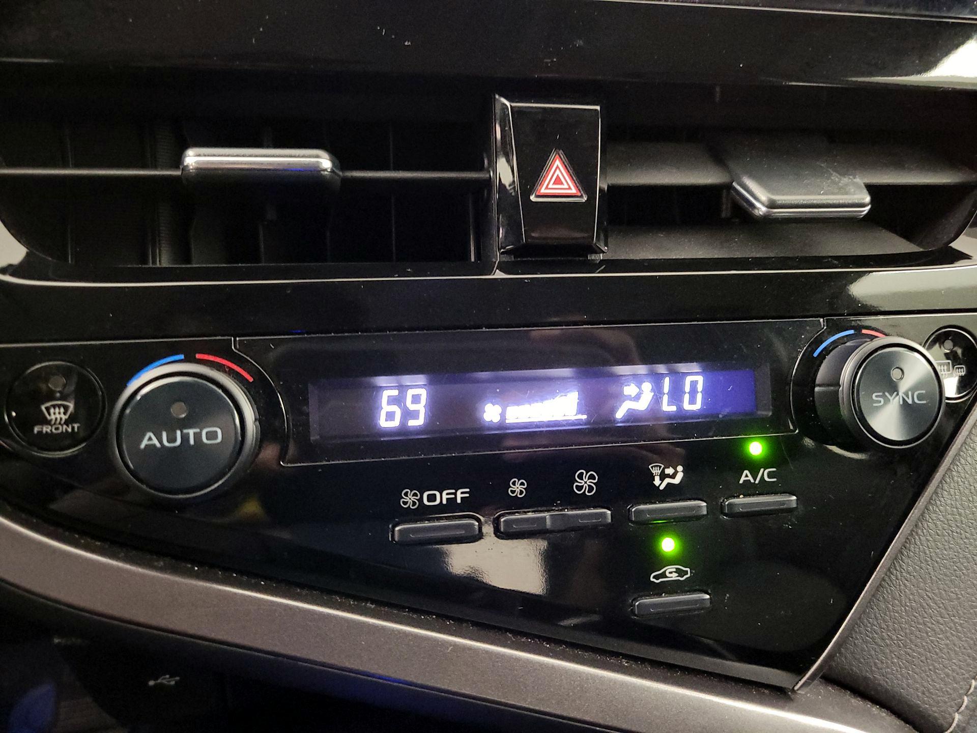 Thumbnail: 2024 Toyota Camry - 16