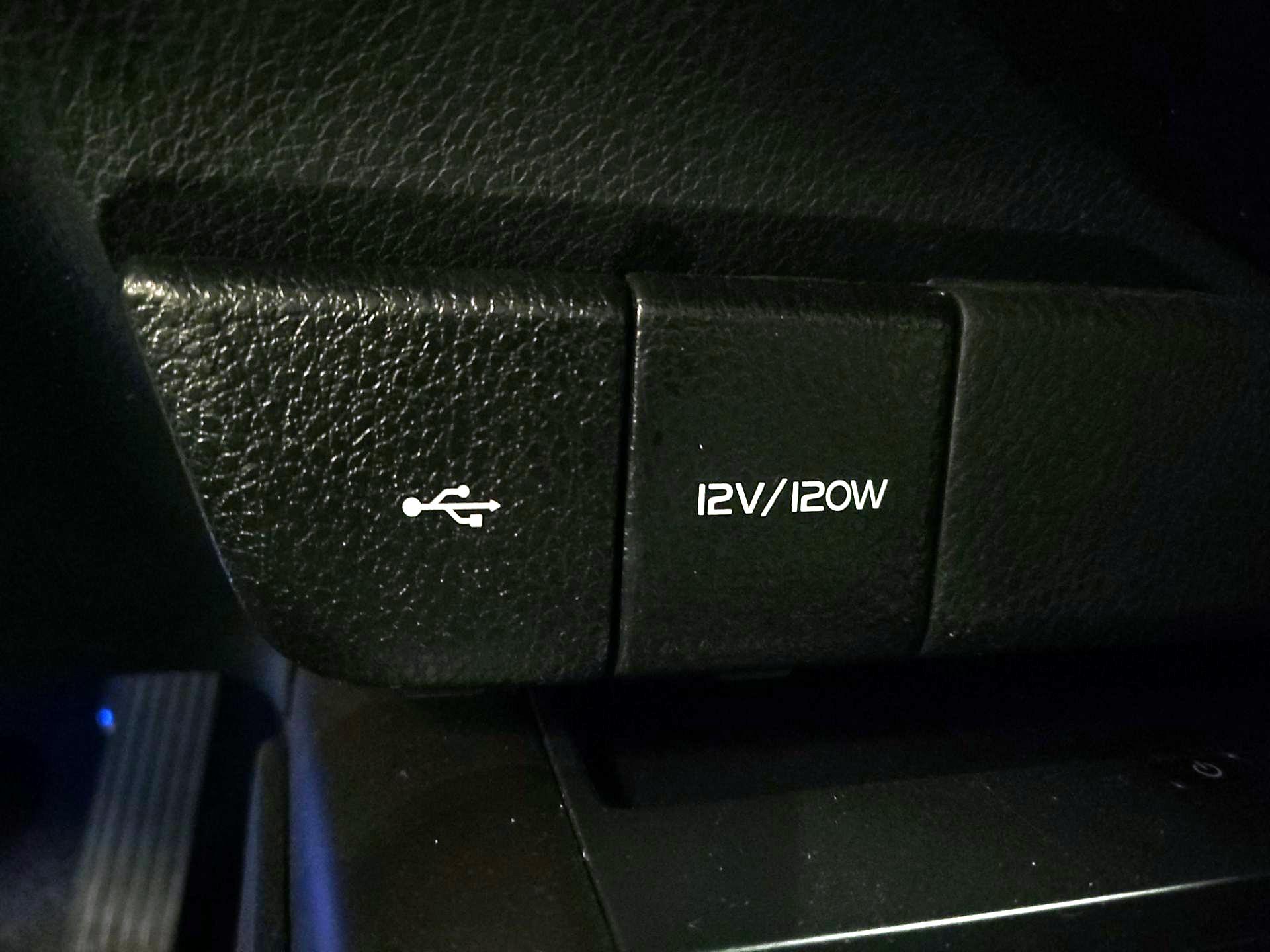 Thumbnail: 2024 Toyota Camry - 18