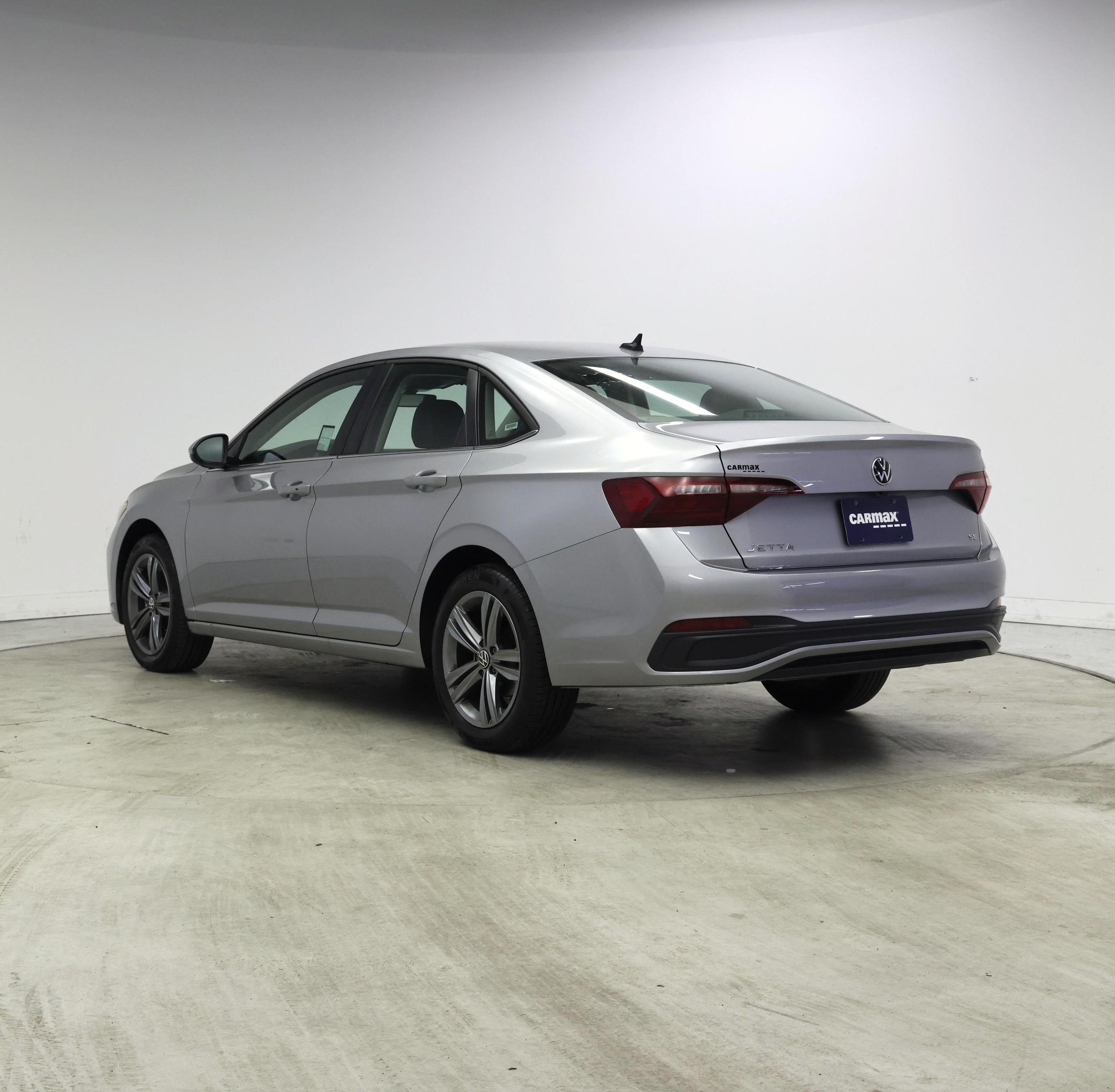 Thumbnail: 2024 Volkswagen Jetta - 2