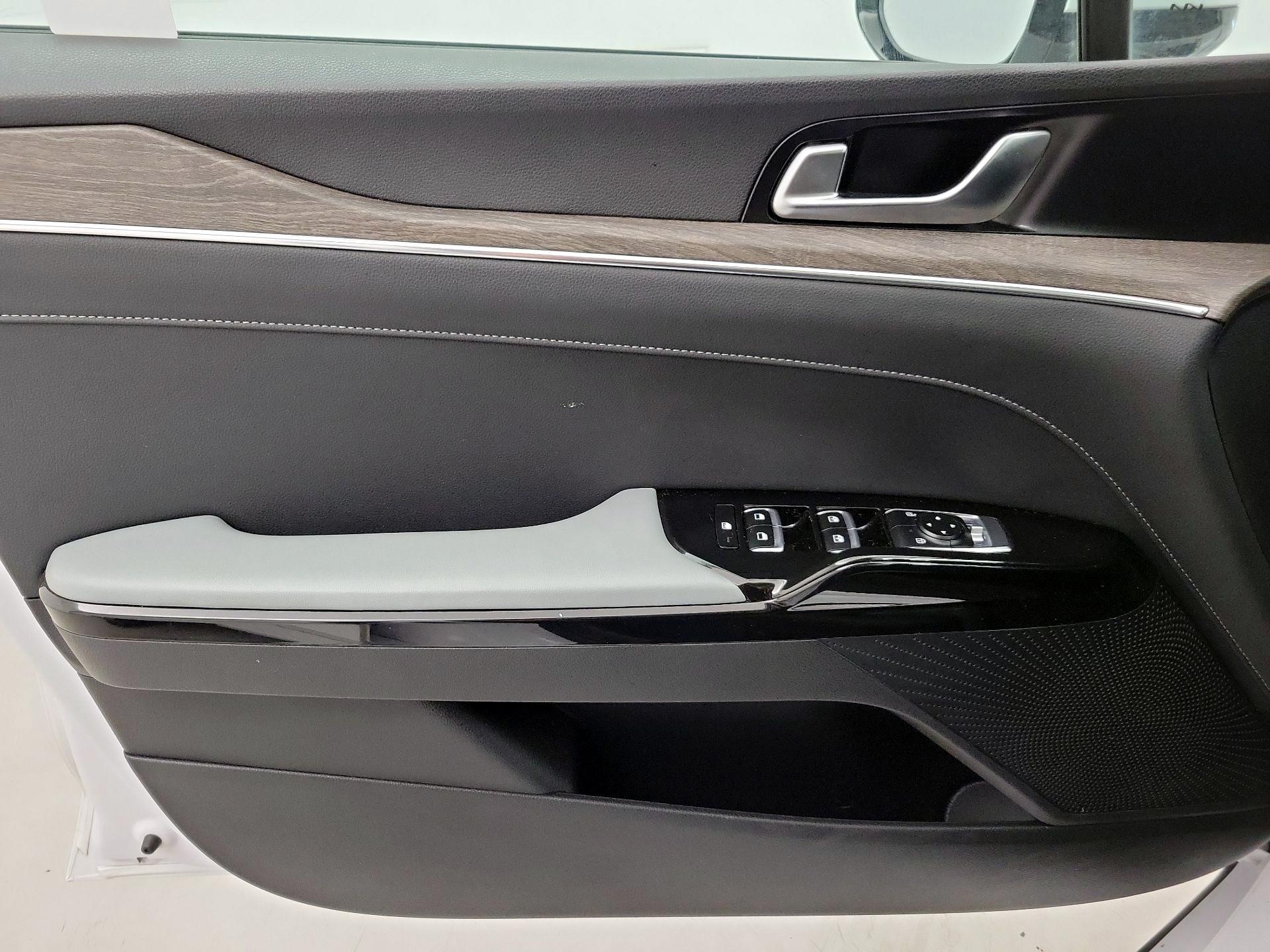 Thumbnail: 2022 Kia K5 - 12