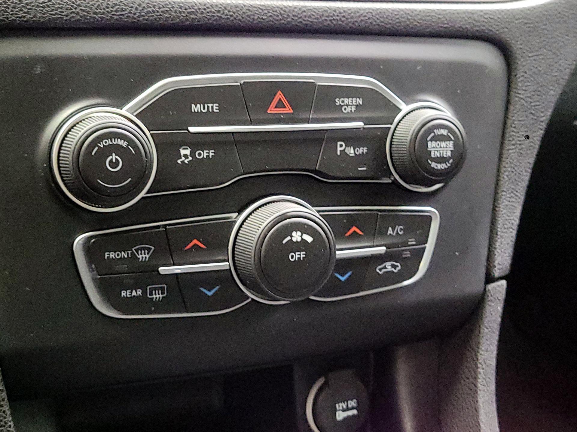 Thumbnail: 2023 Dodge Charger - 14