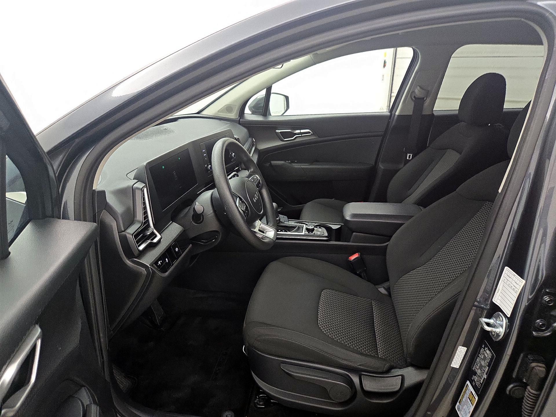 Thumbnail: 2024 Kia Sportage - 11