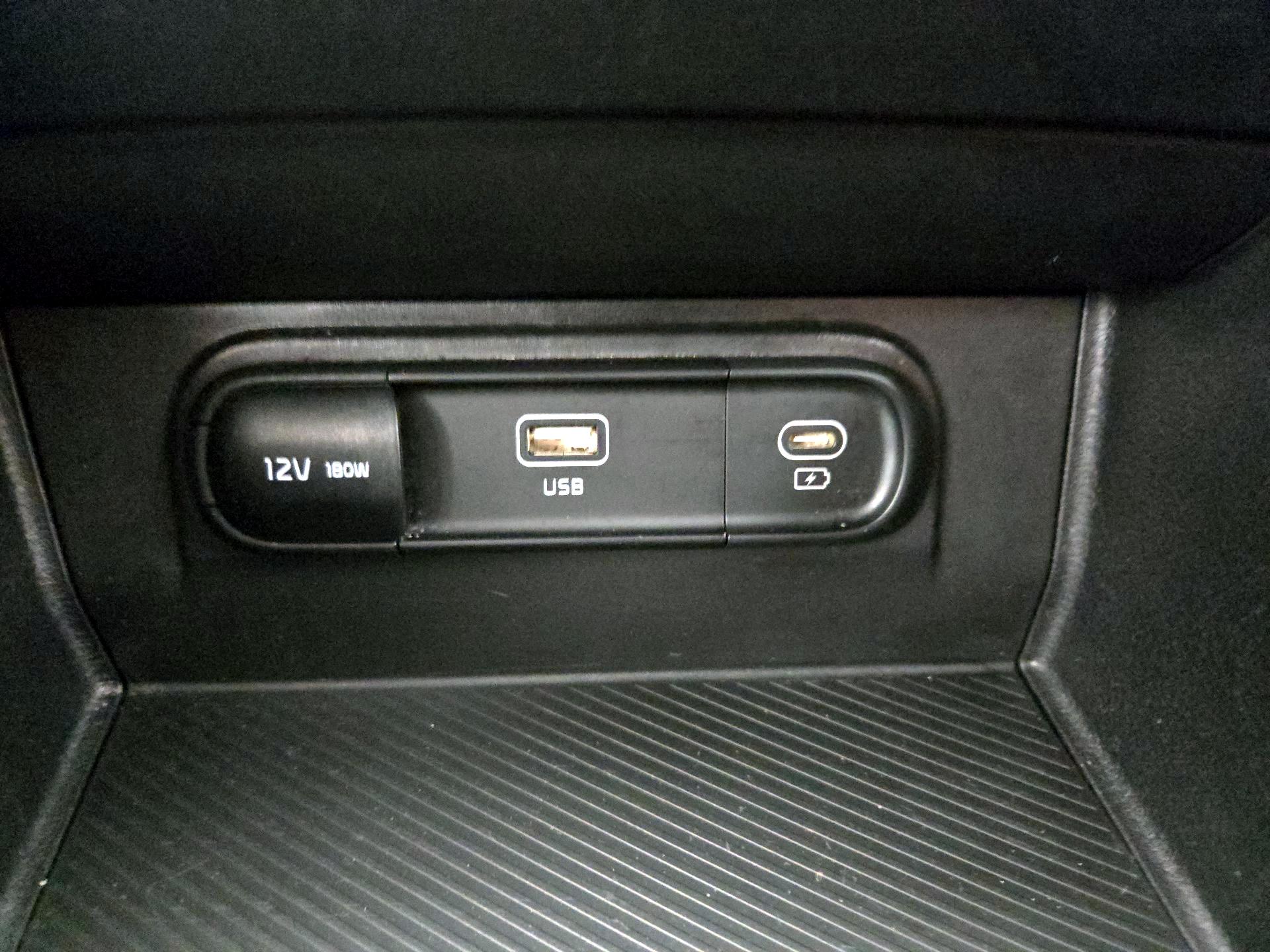 Thumbnail: 2024 Kia Sportage - 18