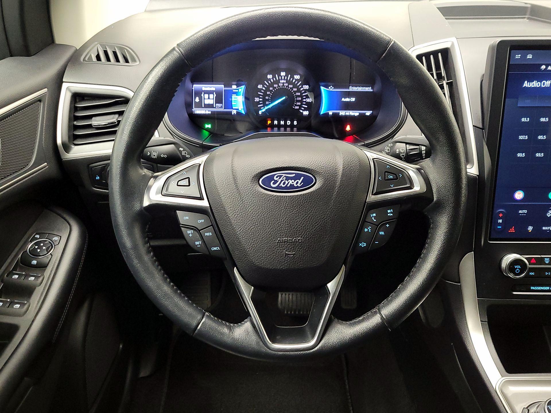 Thumbnail: 2023 Ford Edge - 10