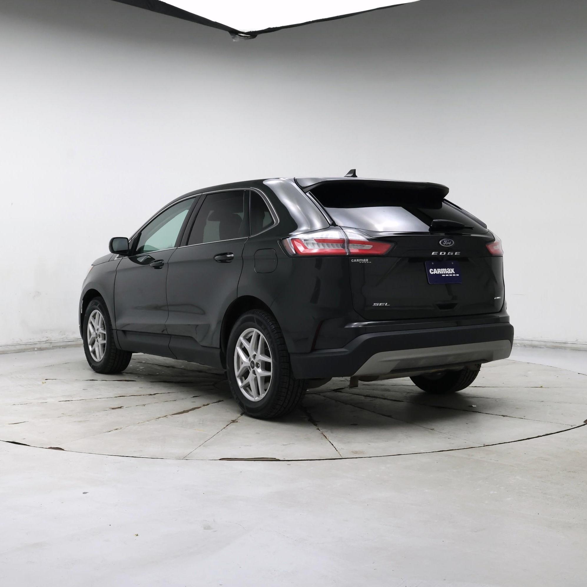 Thumbnail: 2023 Ford Edge - 2