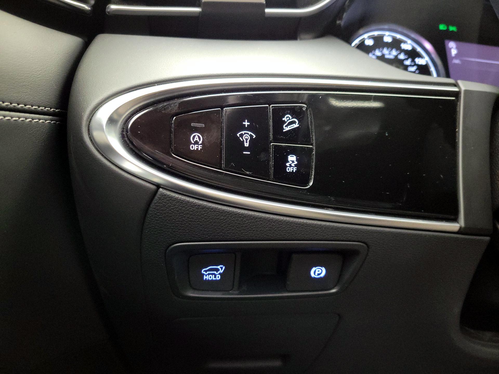 Thumbnail: 2025 Genesis GV70 - 13