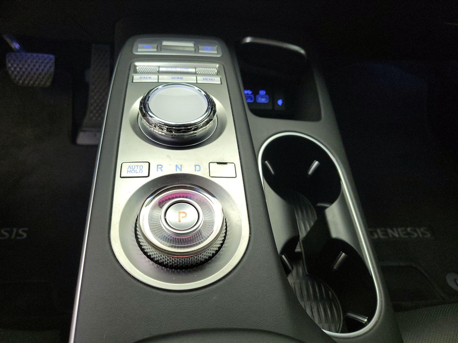 Thumbnail: 2025 Genesis GV70 - 18