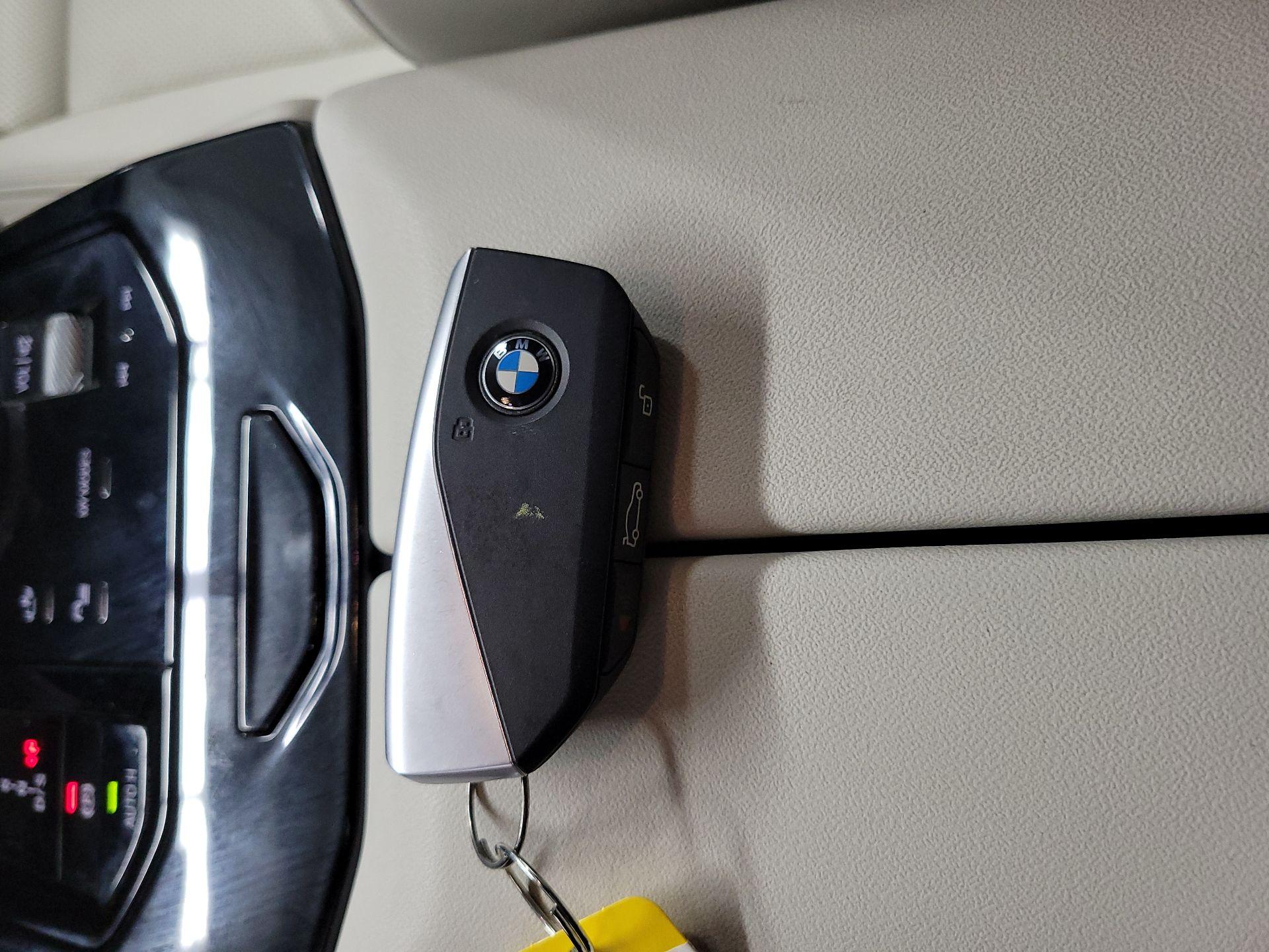 Thumbnail: 2024 BMW 5 Series - 20
