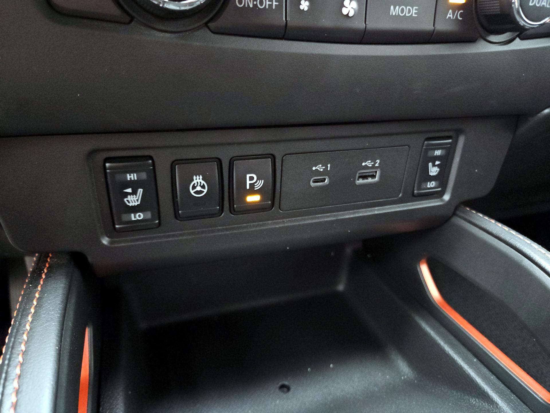 Thumbnail: 2024 Nissan Frontier - 19