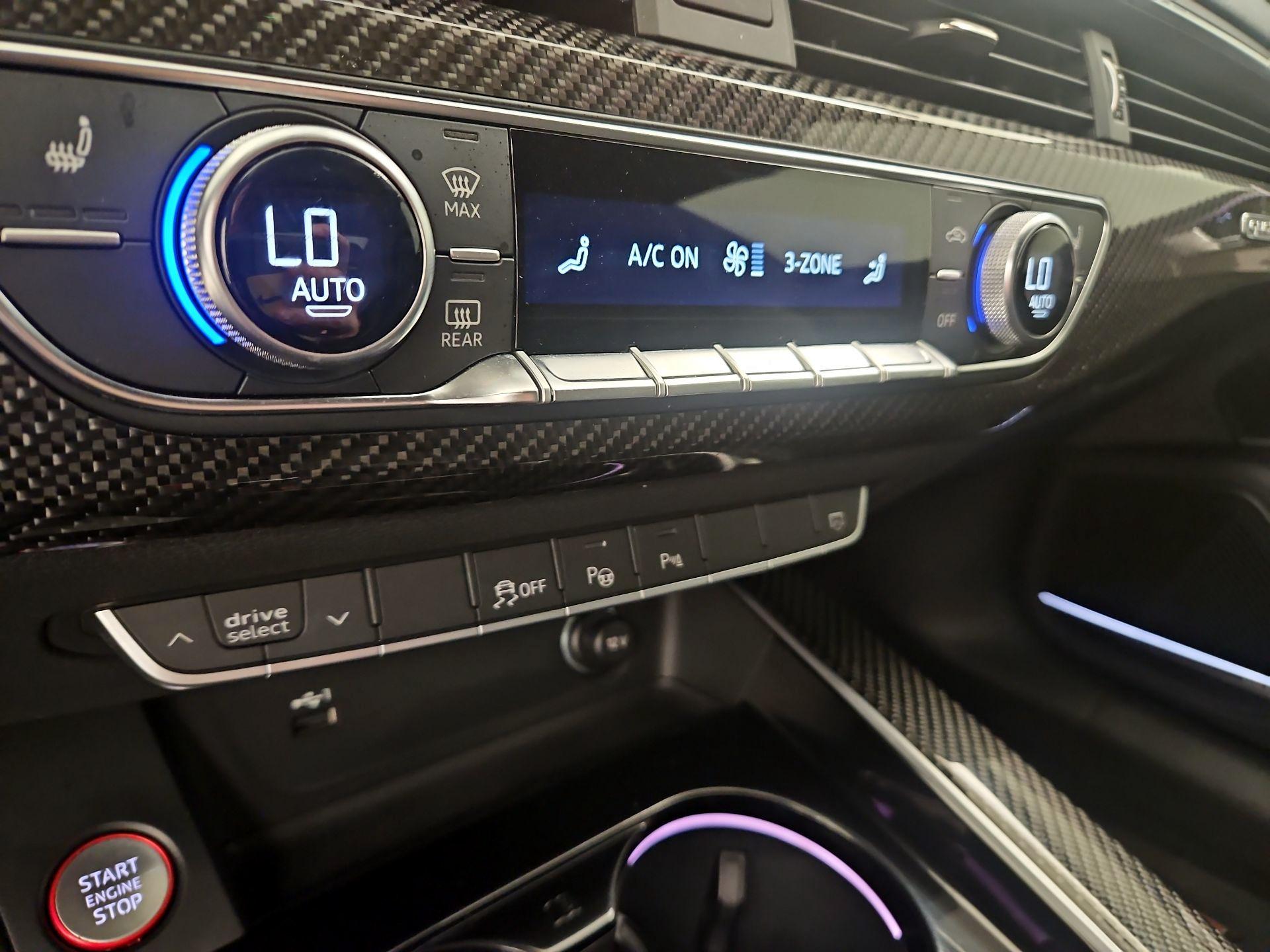 Thumbnail: 2024 Audi RS 5 - 17