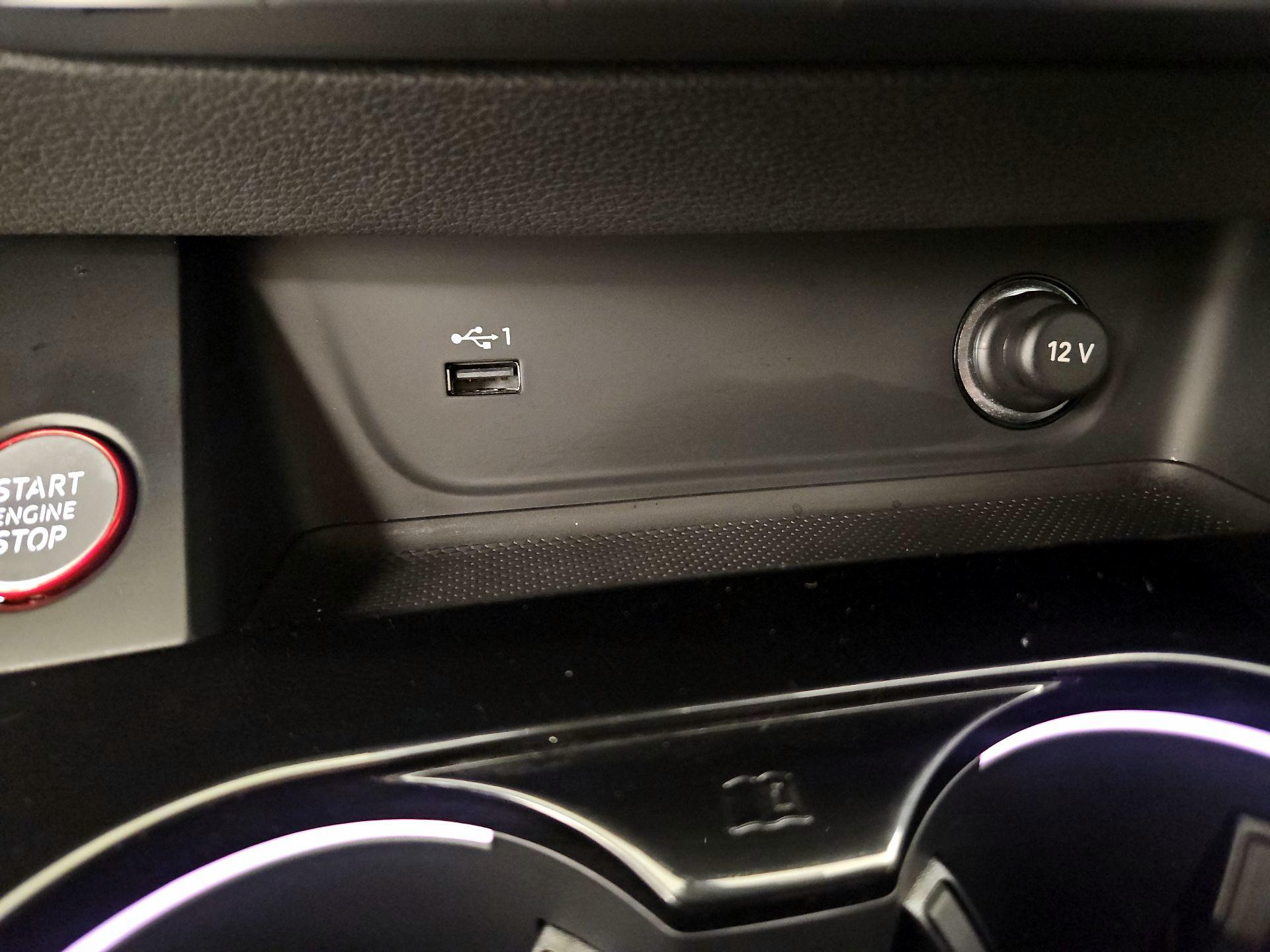 Thumbnail: 2024 Audi RS 5 - 19