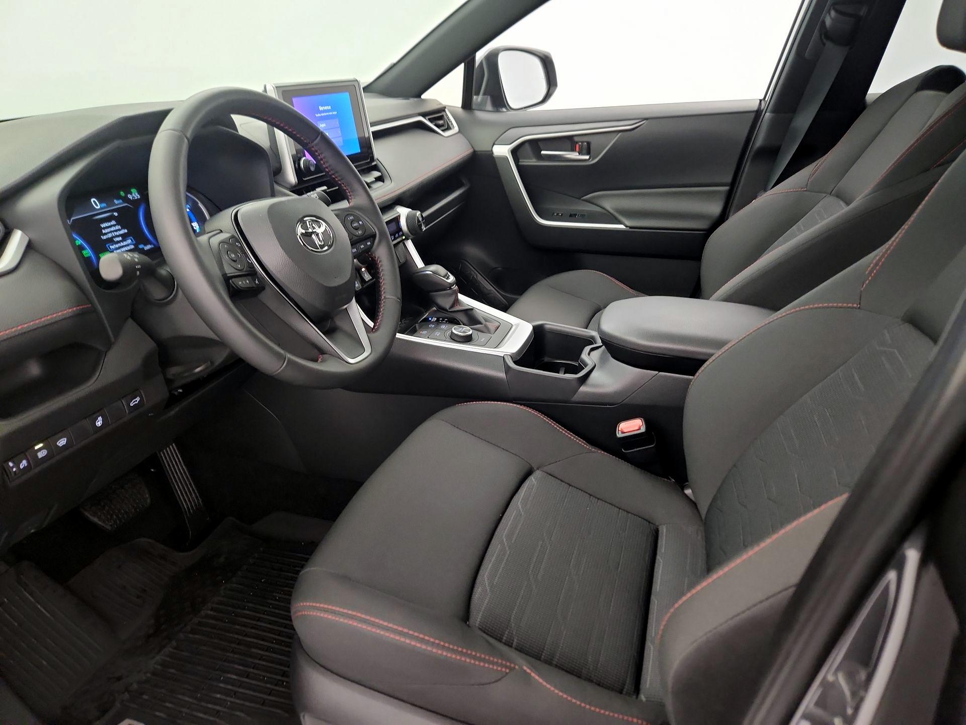 Thumbnail: 2025 Toyota RAV4 - 11