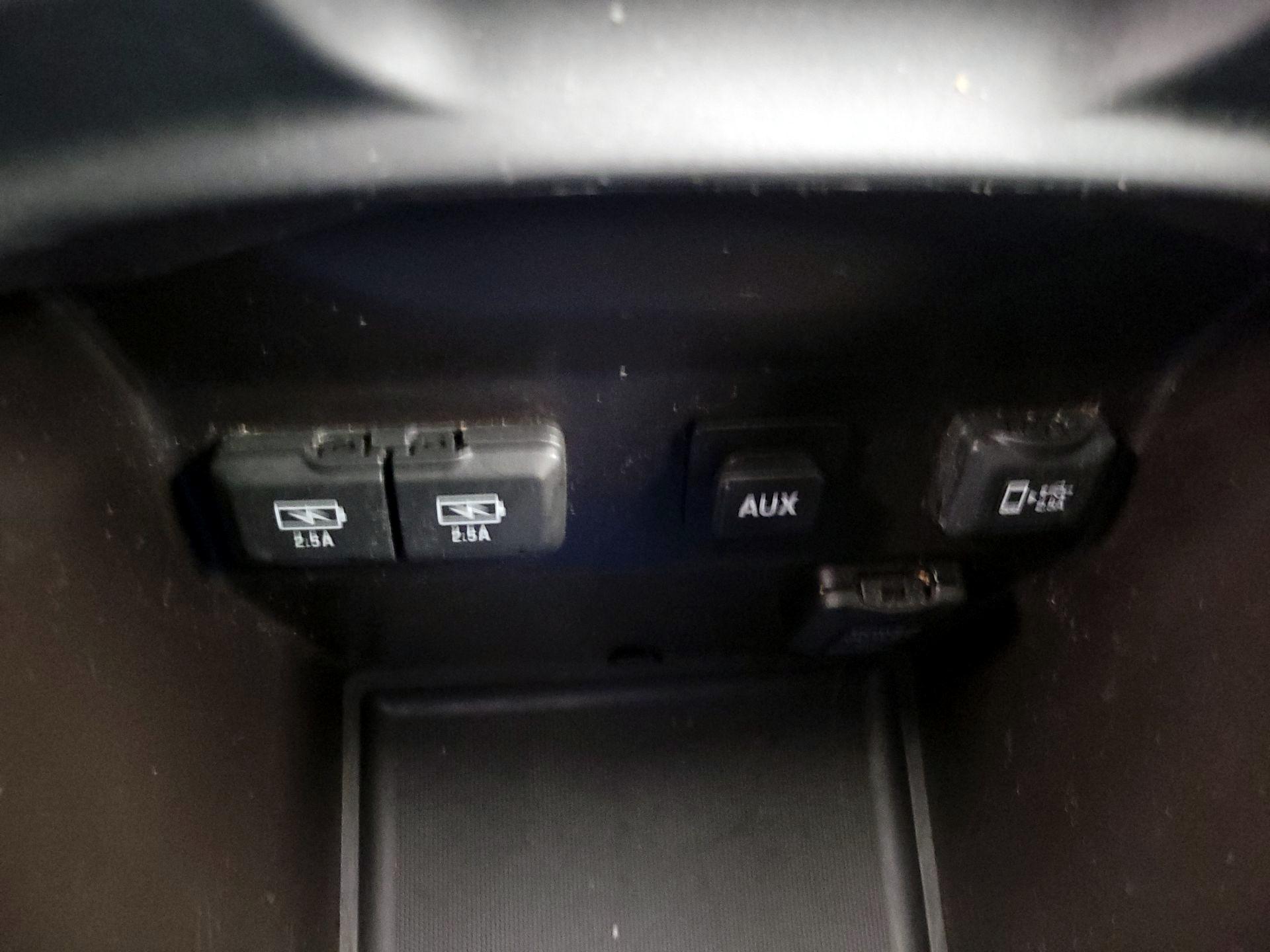 Thumbnail: 2020 Acura MDX - 19