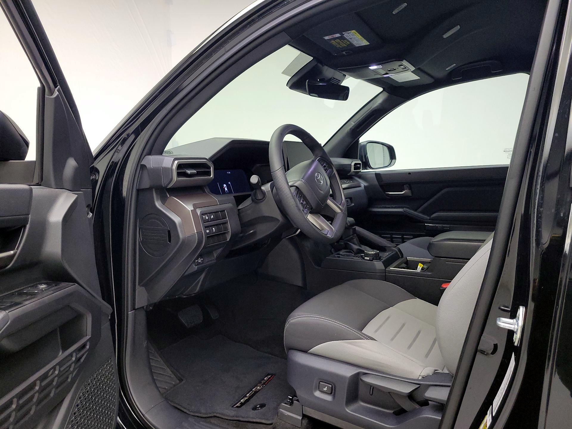 Thumbnail: 2024 Toyota Tacoma - 9