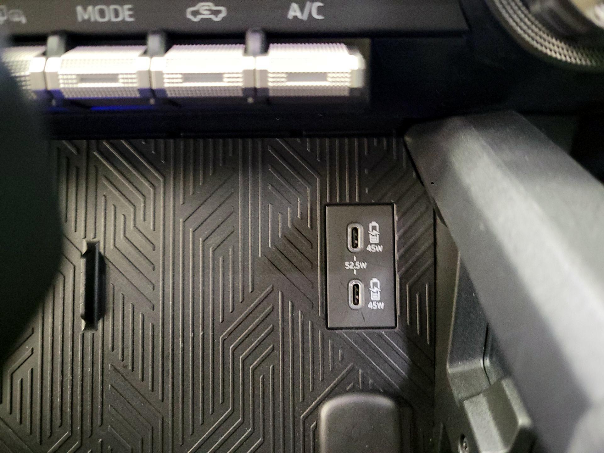 Thumbnail: 2024 Toyota Tacoma - 16