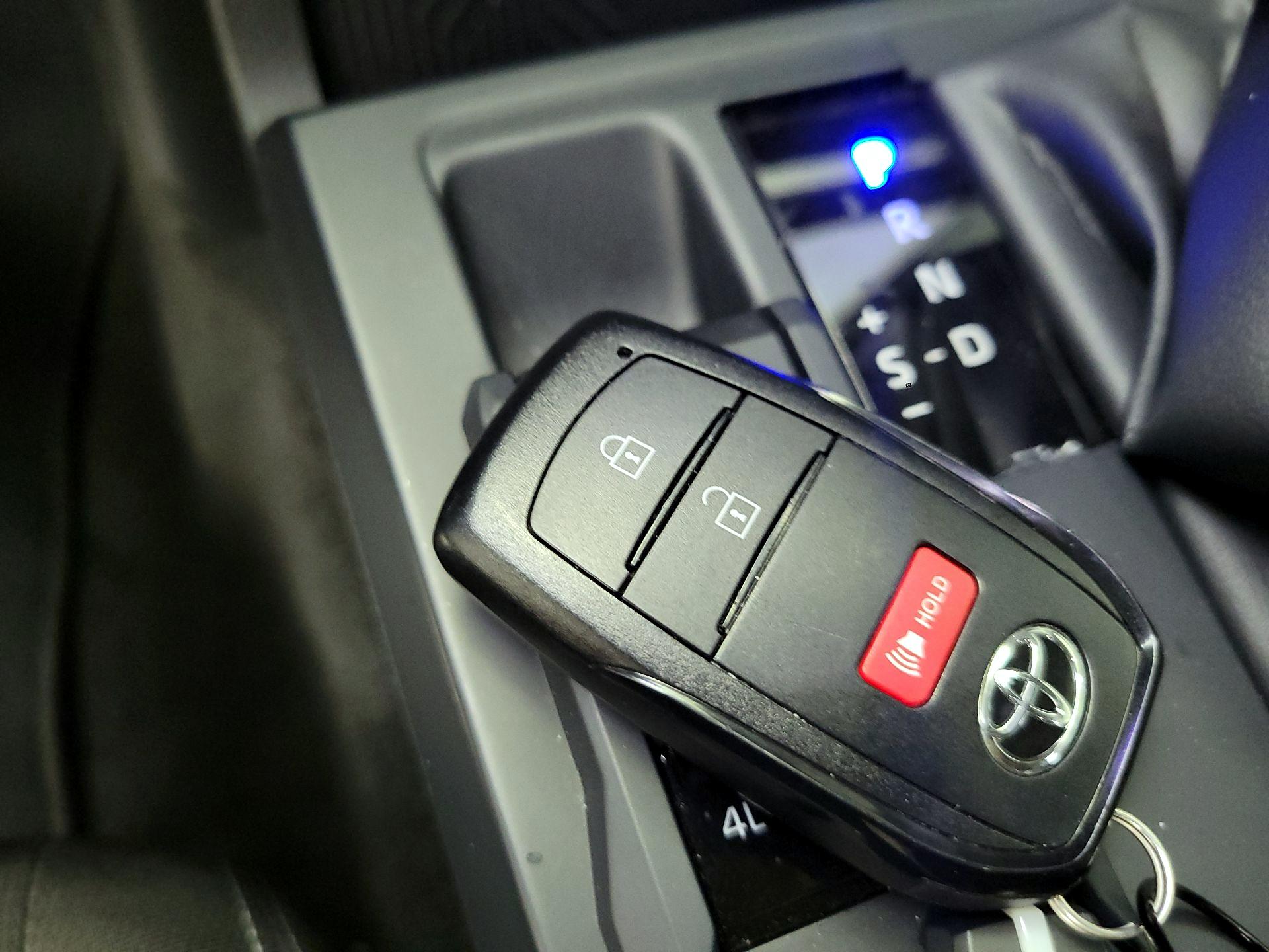 Thumbnail: 2024 Toyota Tacoma - 20