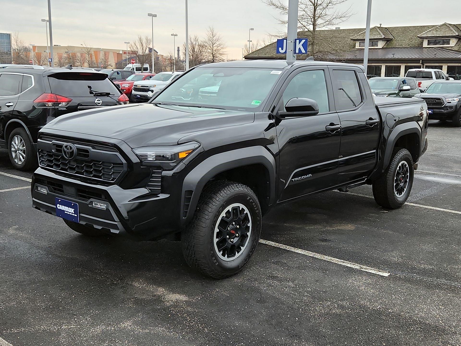 Thumbnail: 2024 Toyota Tacoma - 3