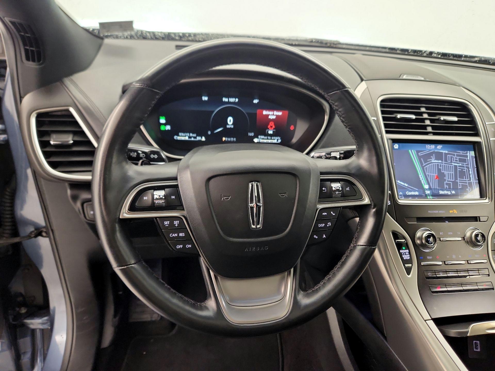 Thumbnail: 2019 Lincoln Nautilus - 10