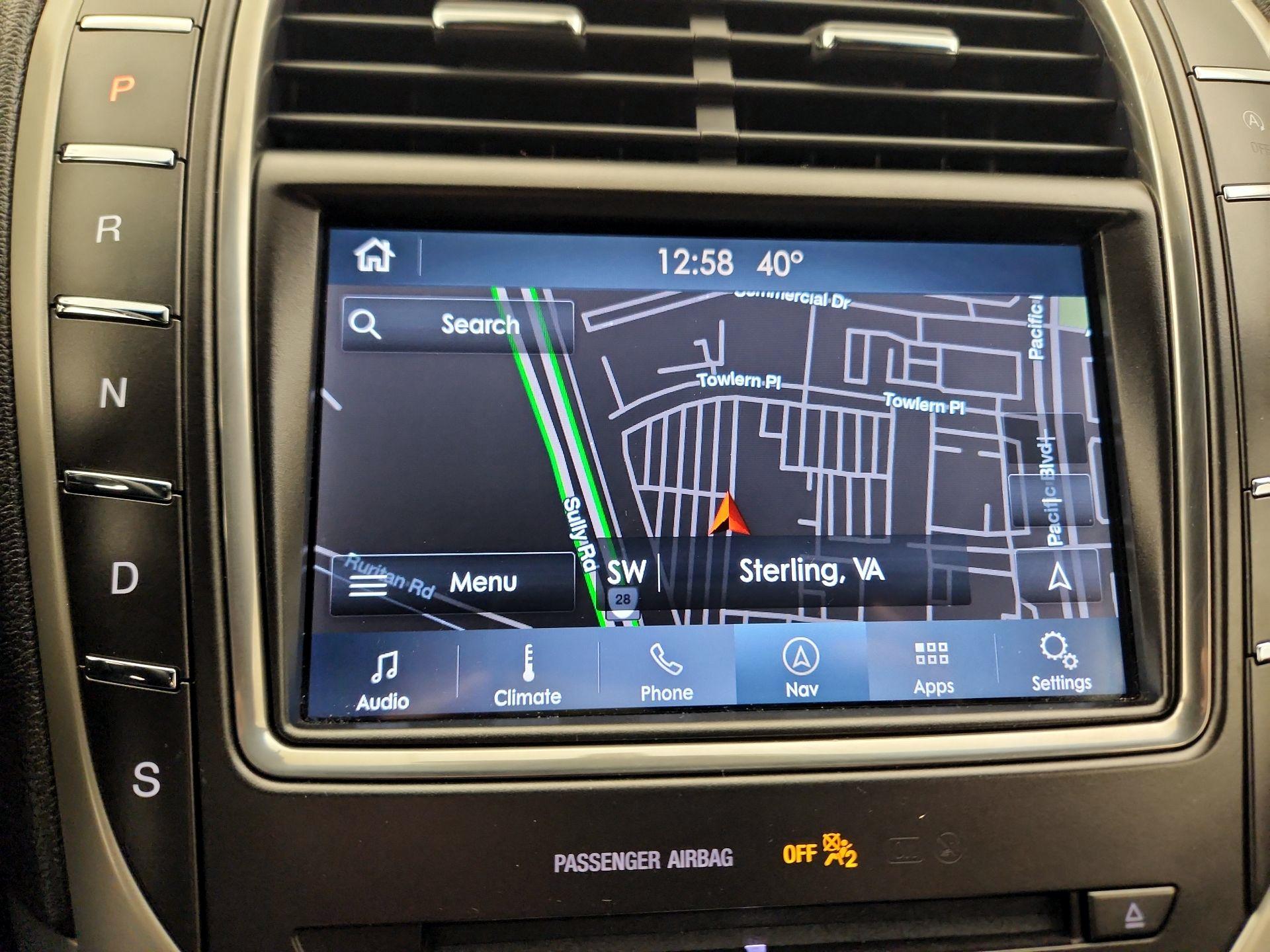 Thumbnail: 2019 Lincoln Nautilus - 14