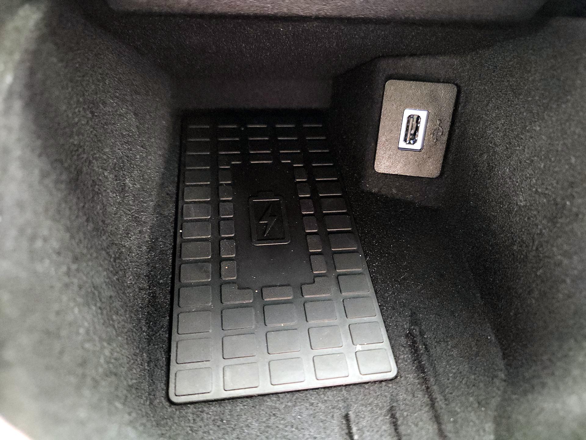 Thumbnail: 2019 Lincoln Nautilus - 19