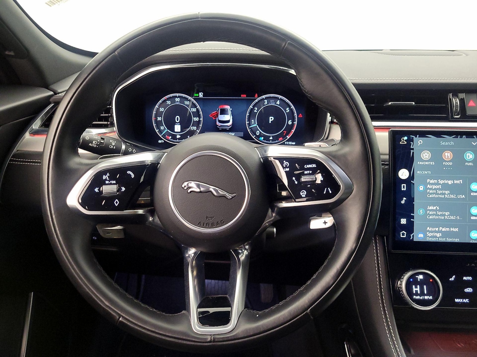 2024 Jaguar F-PACE R-Dynamic S - Photo 11