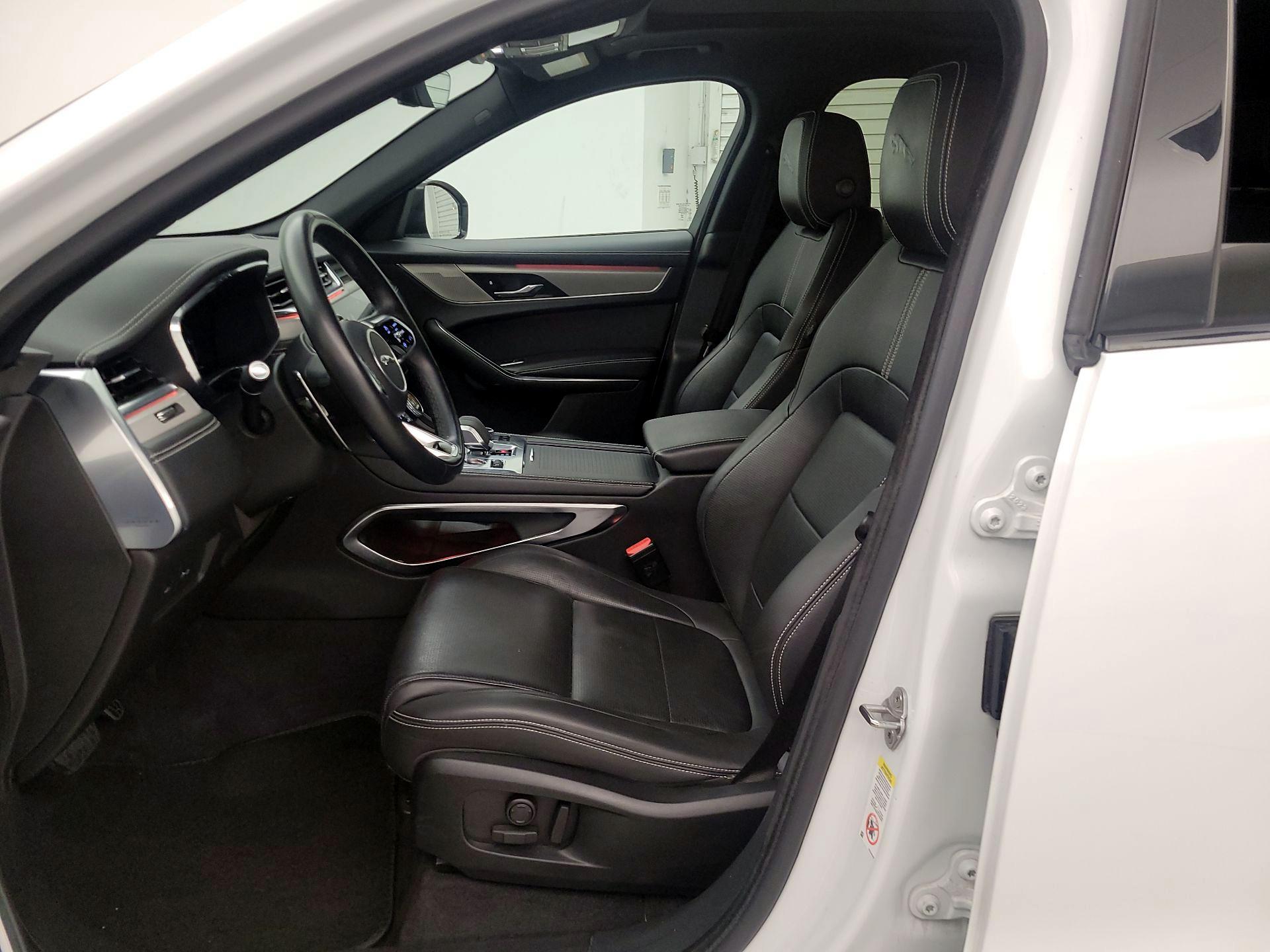 Thumbnail: 2024 Jaguar F-Pace - 11