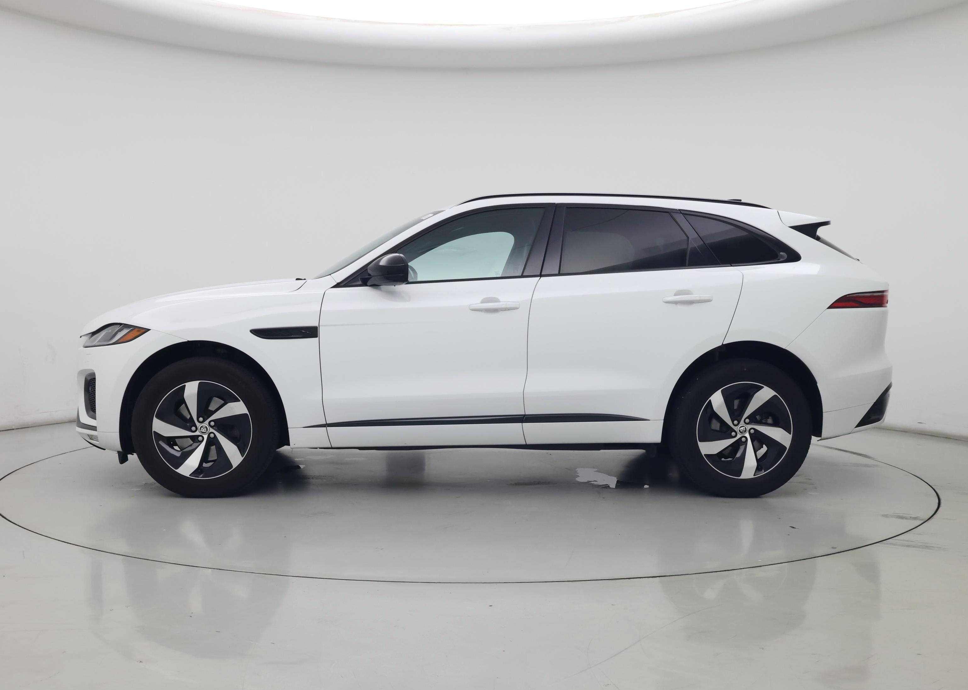 Thumbnail: 2024 Jaguar F-Pace - 3
