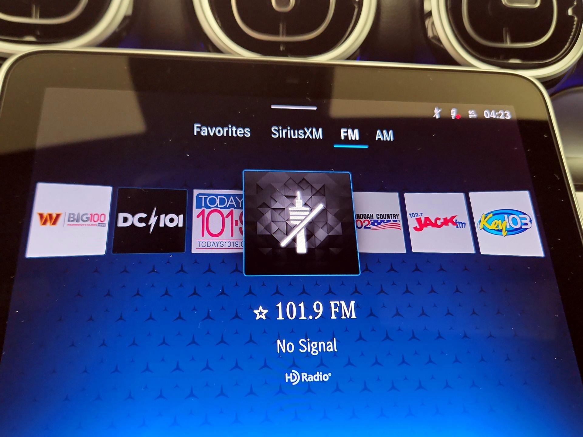 Thumbnail: 2025 Mercedes-Benz GLC - 15