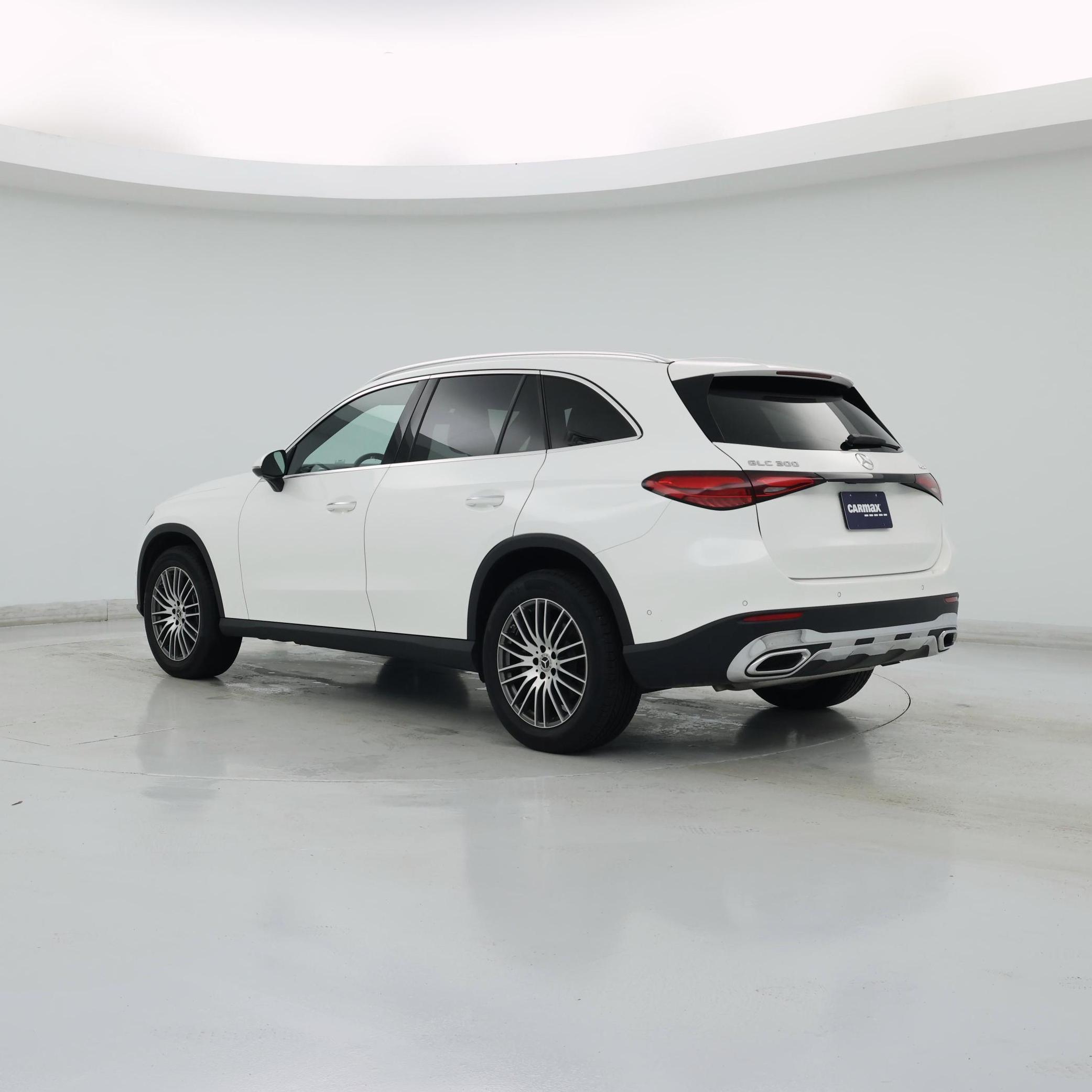 Thumbnail: 2025 Mercedes-Benz GLC - 2