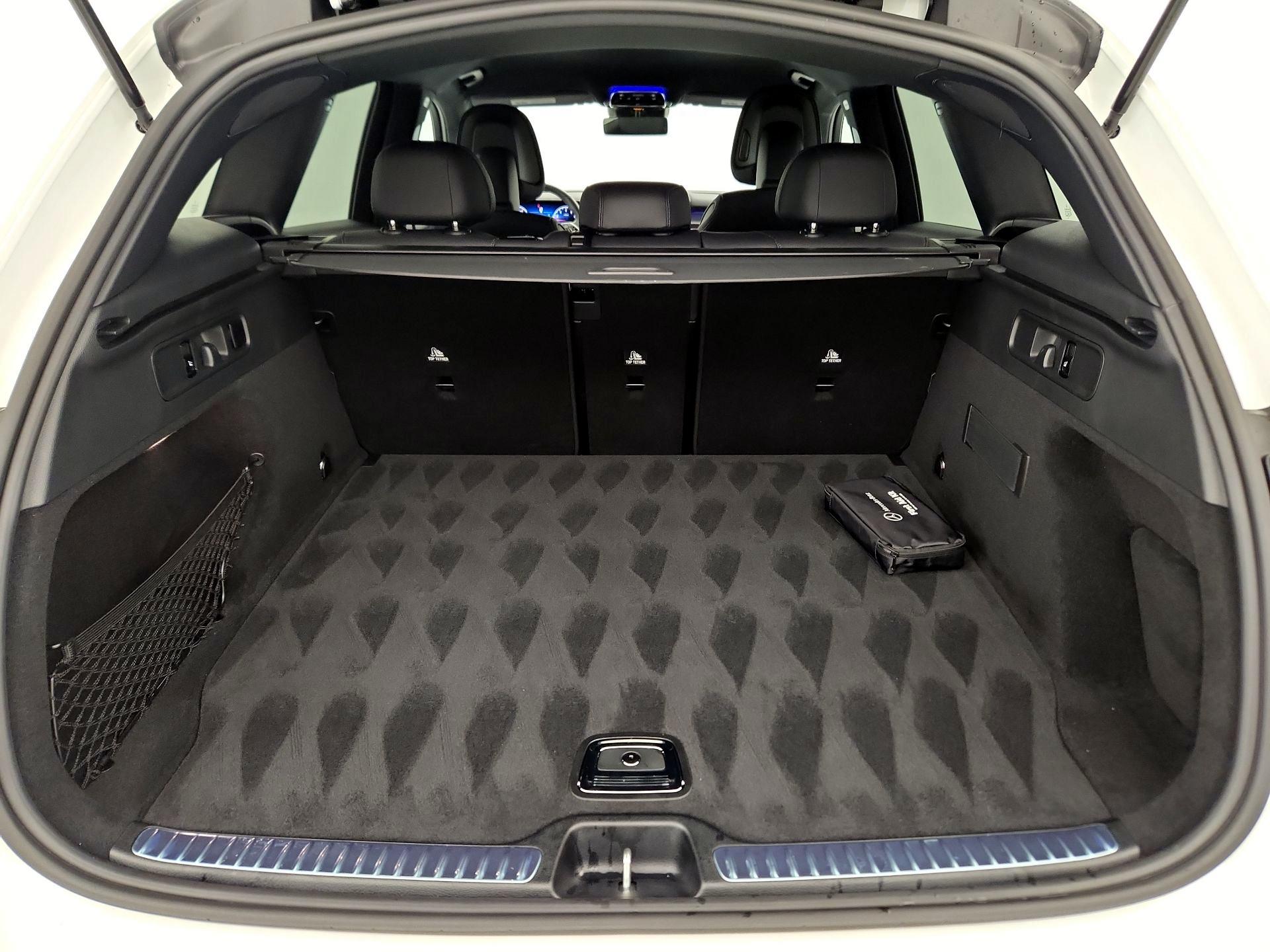 Thumbnail: 2025 Mercedes-Benz GLC - 20