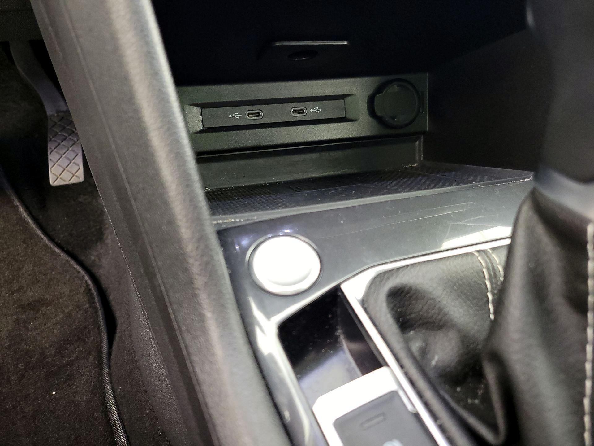 Thumbnail: 2024 Volkswagen Tiguan - 18