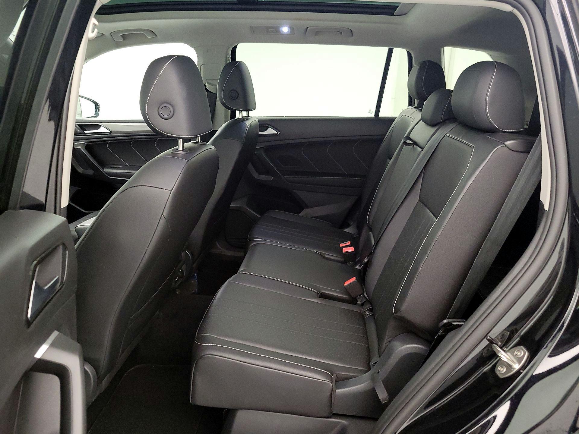 Thumbnail: 2024 Volkswagen Tiguan - 20