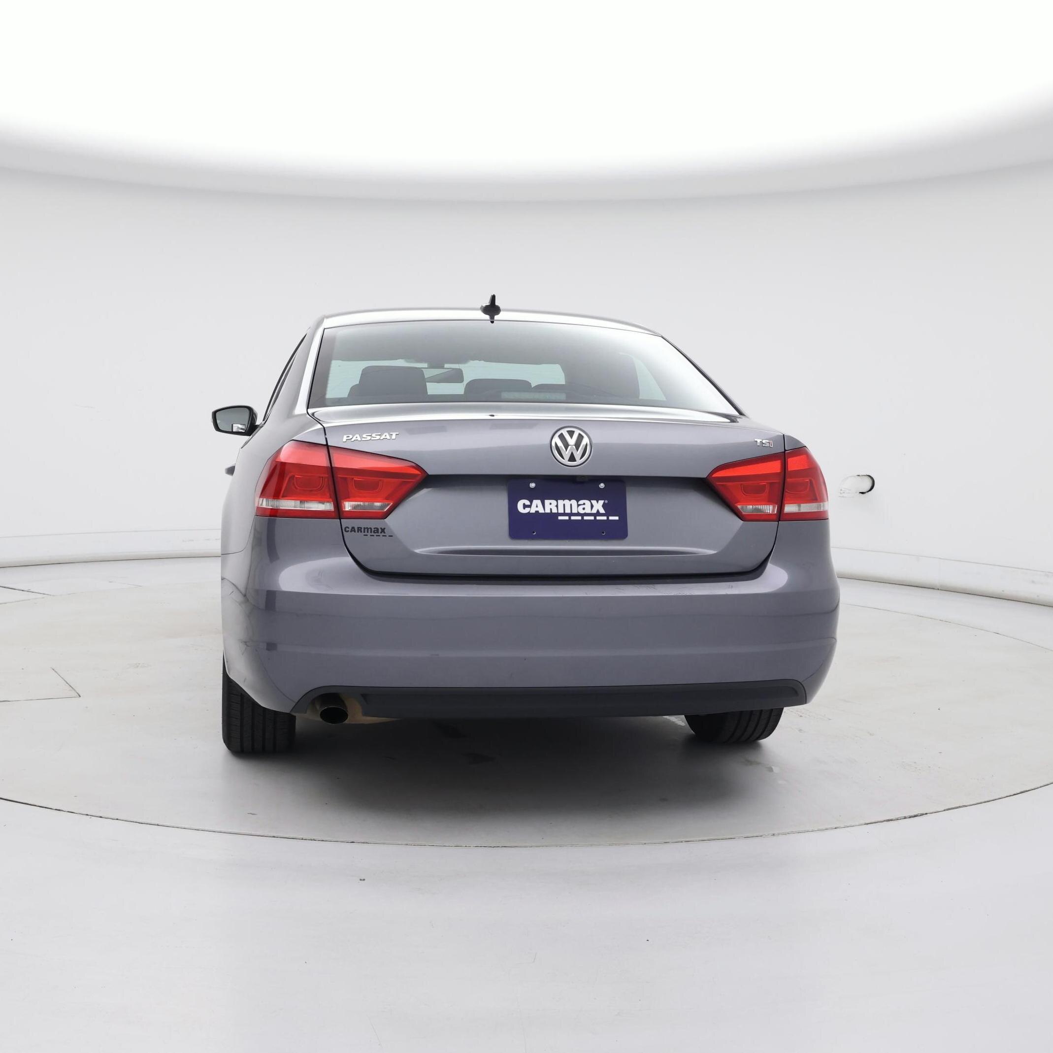 Thumbnail: 2015 Volkswagen Passat - 6