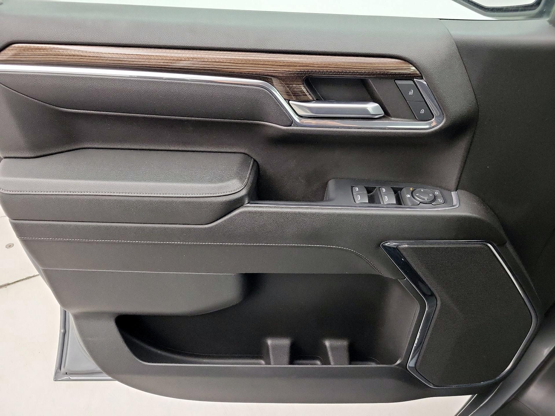 Thumbnail: 2023 Chevrolet Silverado 1500 - 12