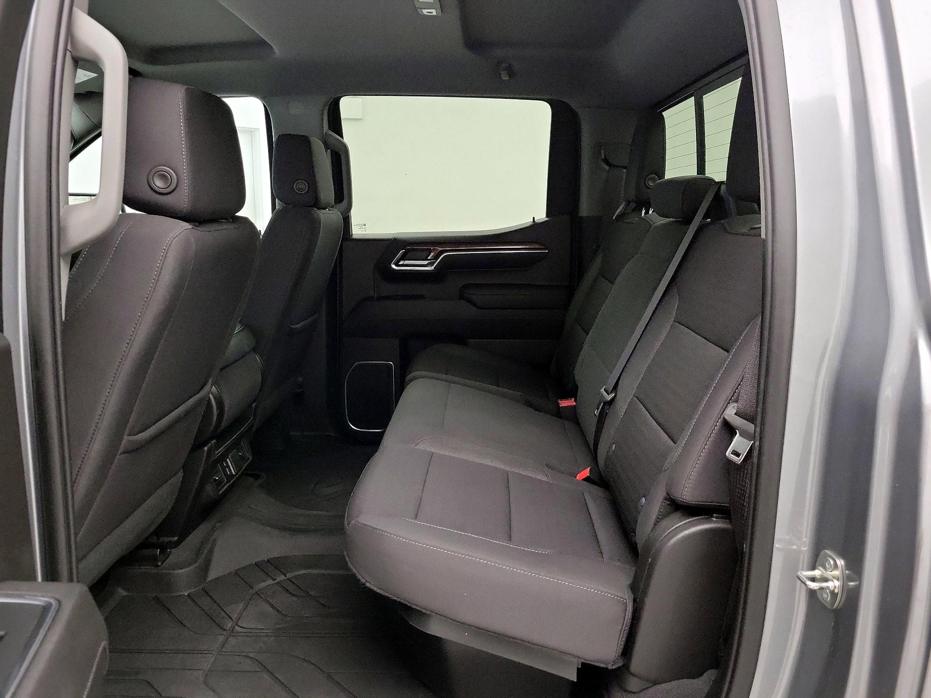 Thumbnail: 2023 Chevrolet Silverado 1500 - 20