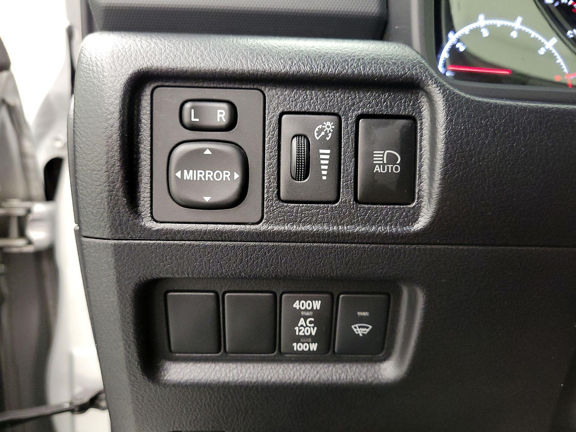 Thumbnail: 2023 Toyota 4Runner - 13