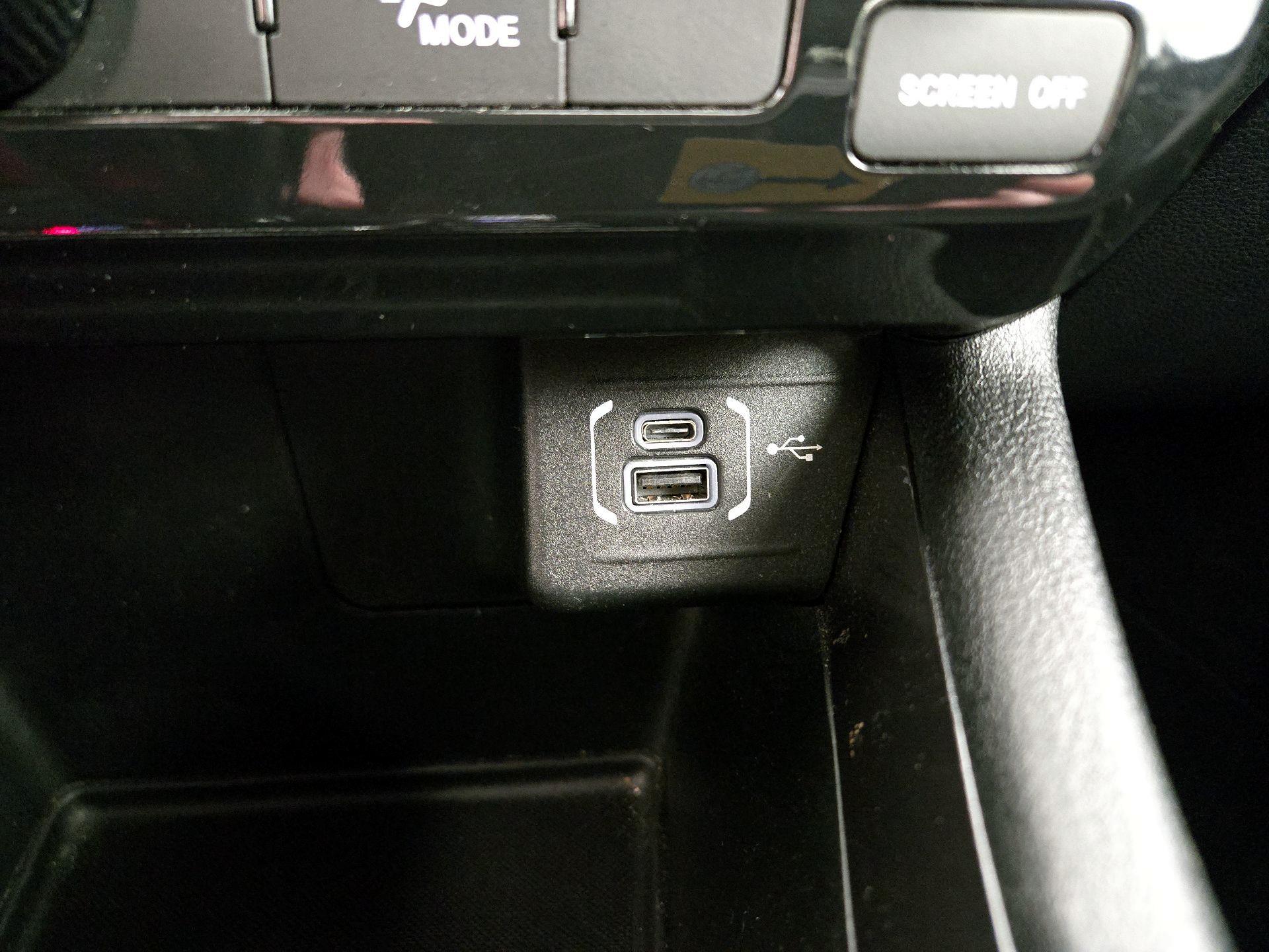 Thumbnail: 2022 Jeep Compass - 18