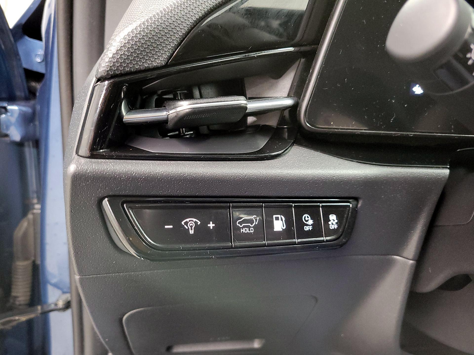 Thumbnail: 2023 Kia Niro - 13