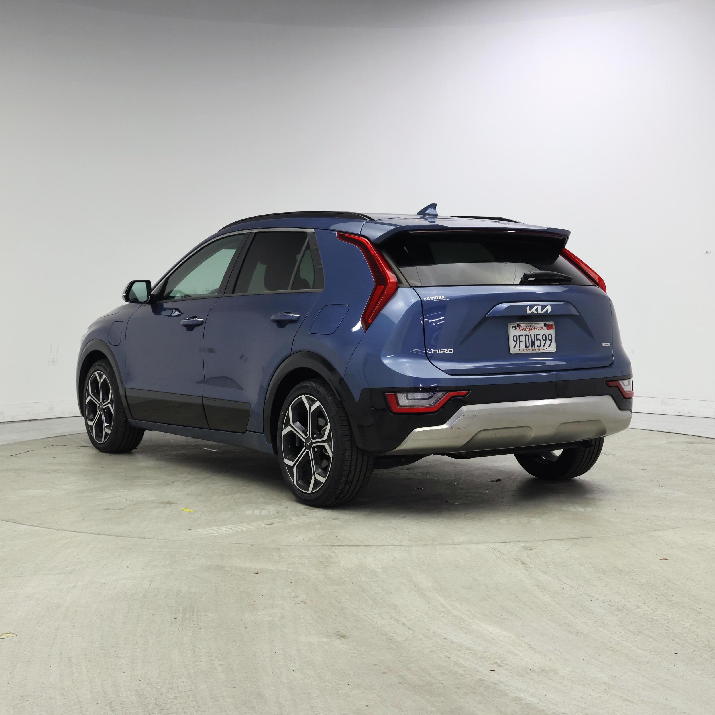 Thumbnail: 2023 Kia Niro - 2