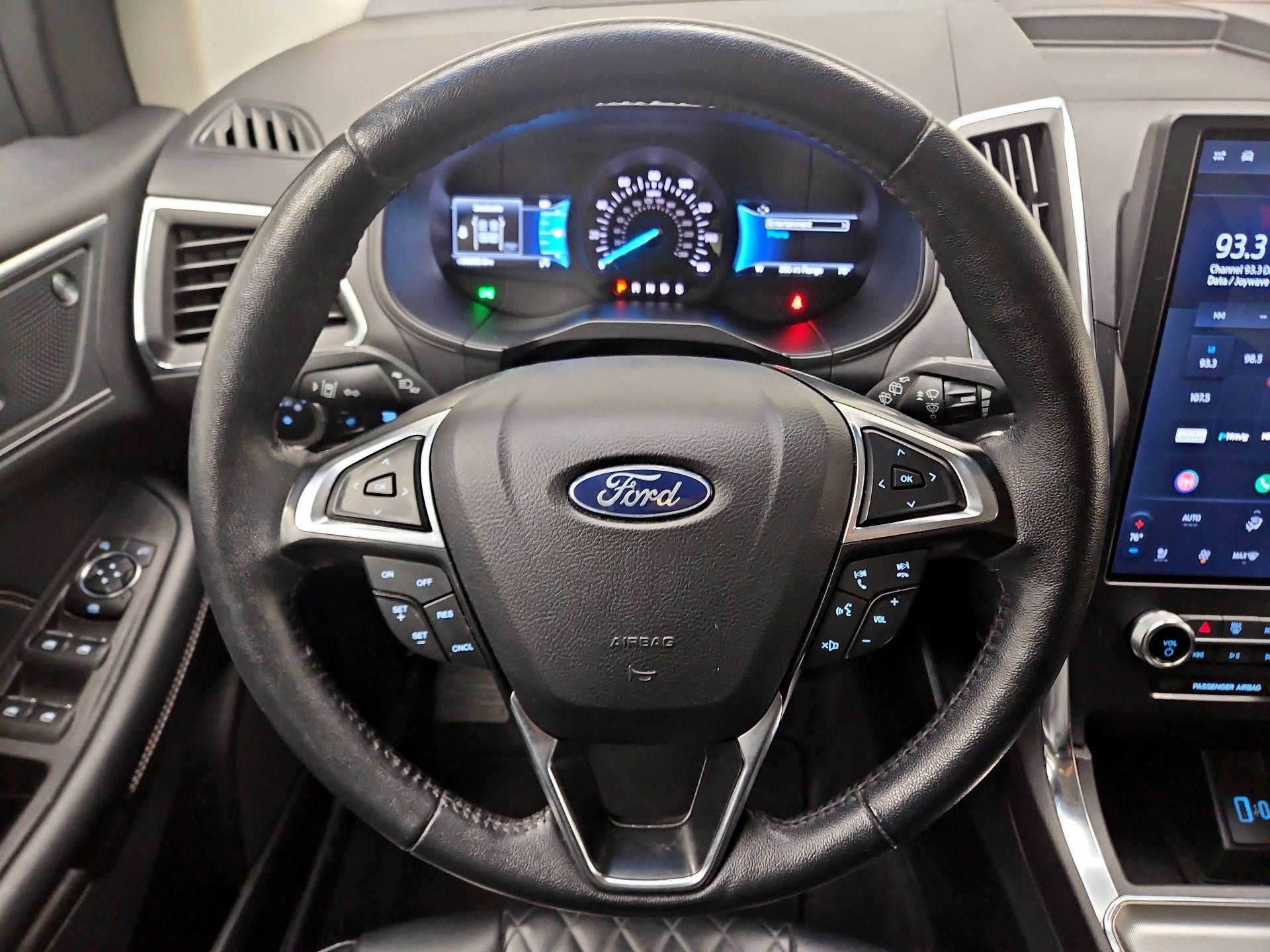 Thumbnail: 2024 Ford Edge - 10