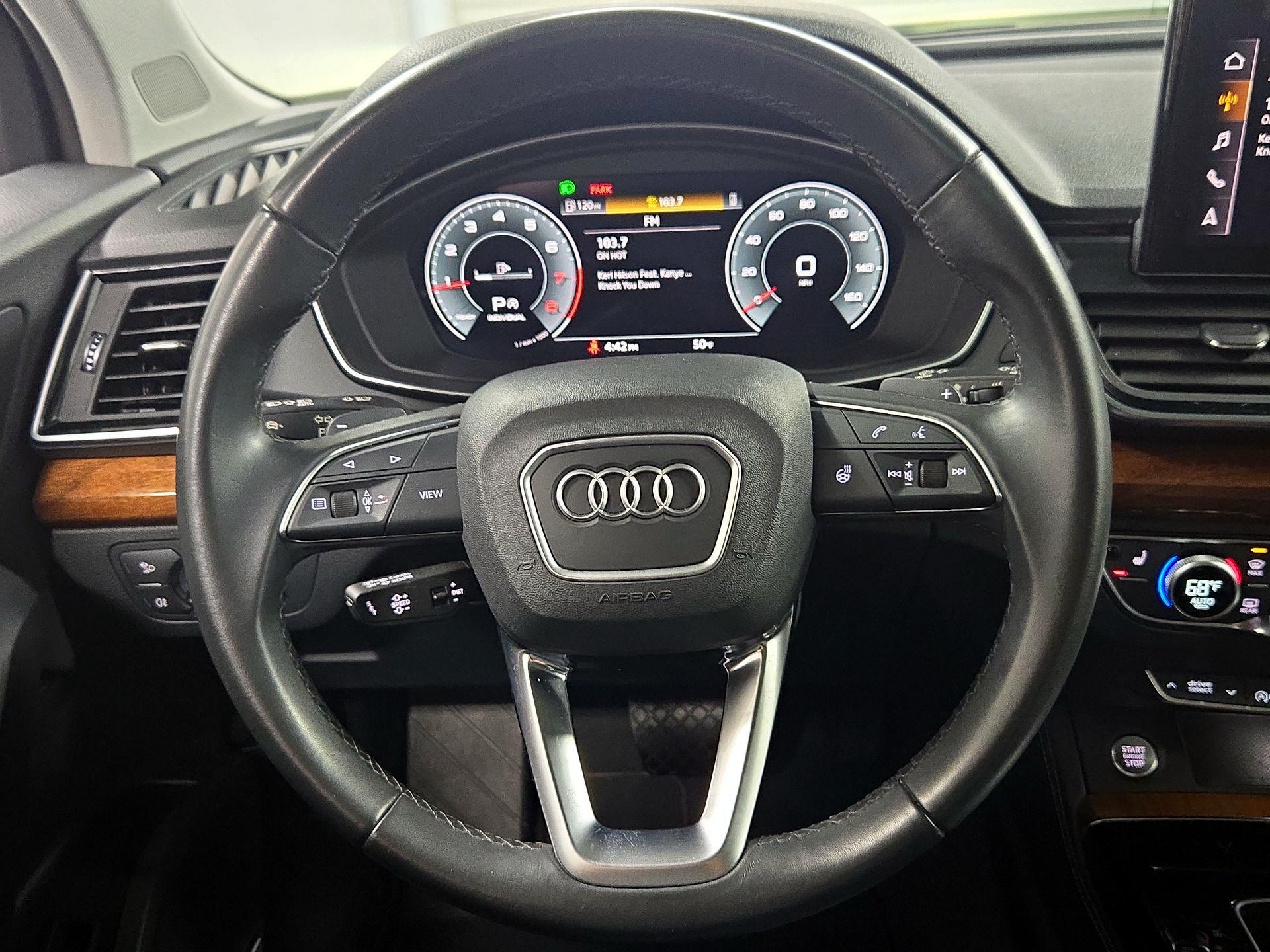 Thumbnail: 2023 Audi Q5 - 10