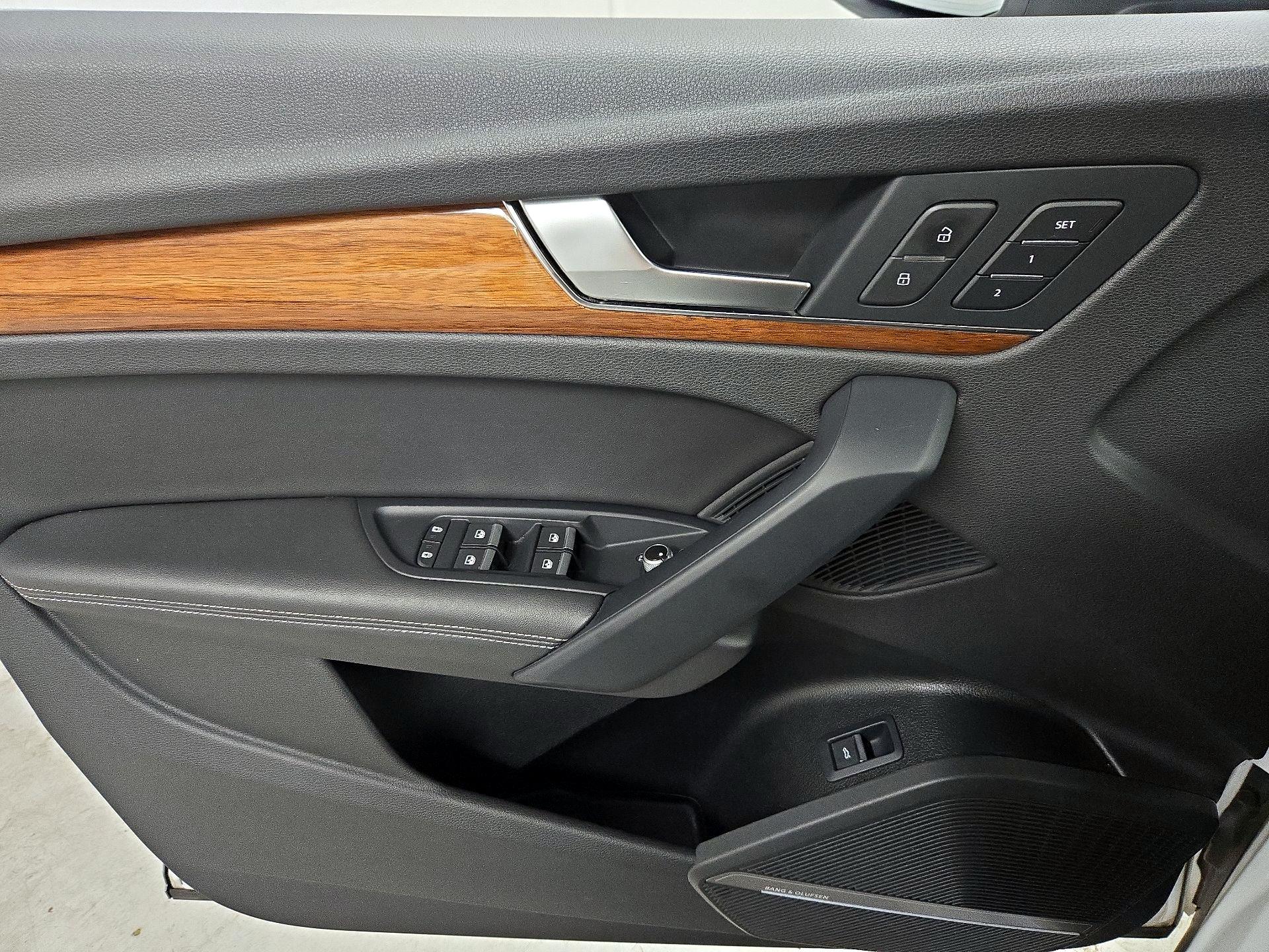 Thumbnail: 2023 Audi Q5 - 12