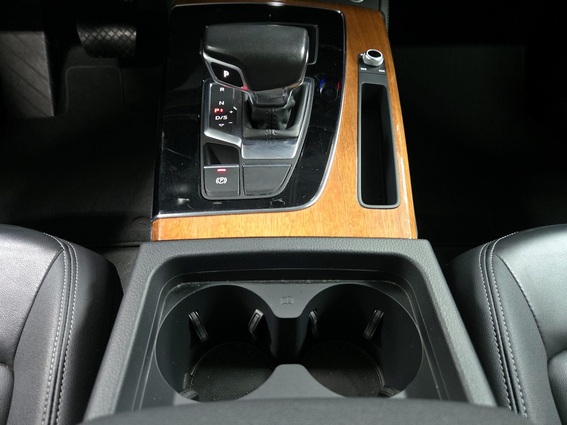 Thumbnail: 2023 Audi Q5 - 17