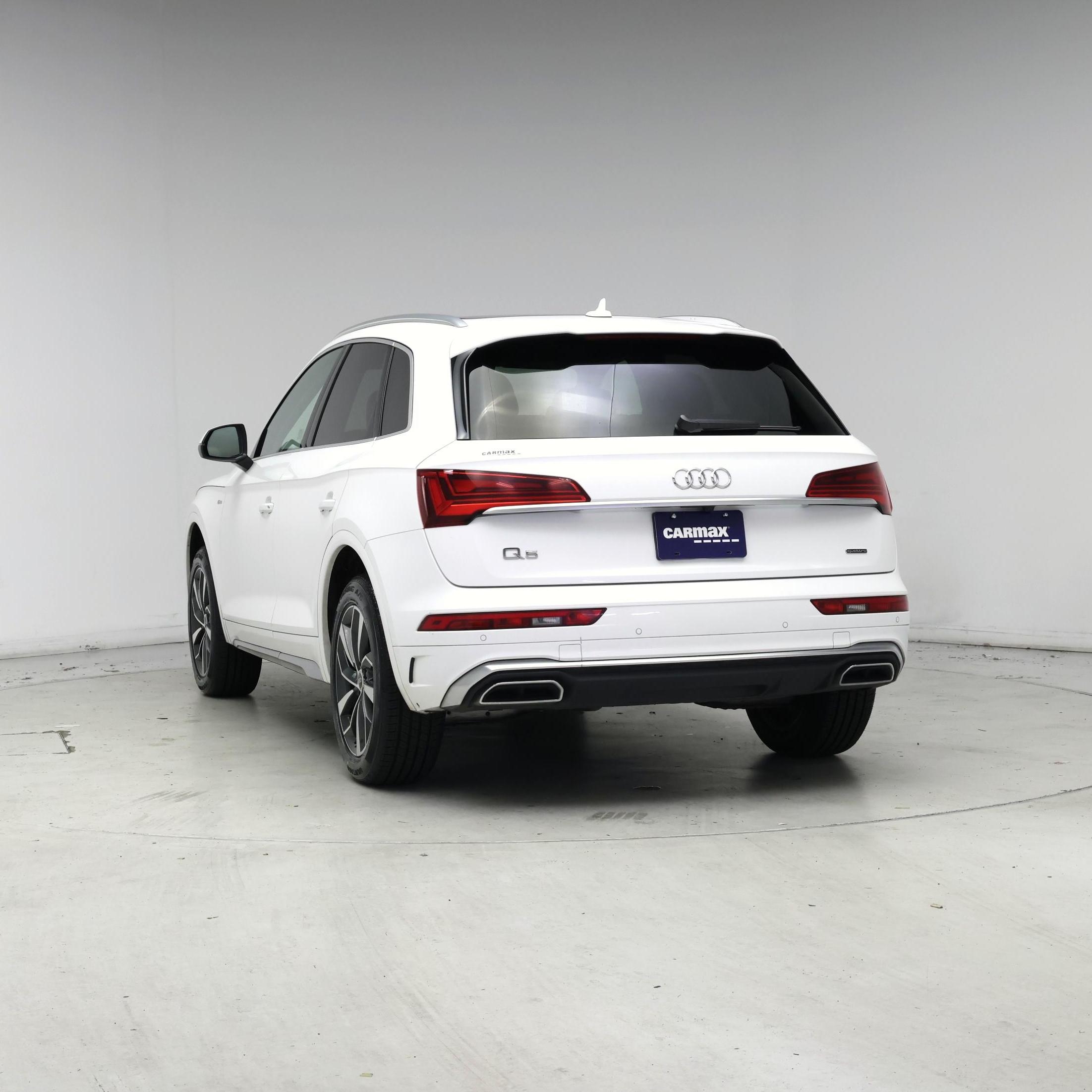 Thumbnail: 2023 Audi Q5 - 6