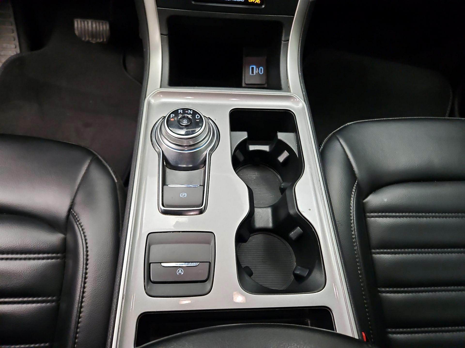 Thumbnail: 2023 Ford Edge - 17