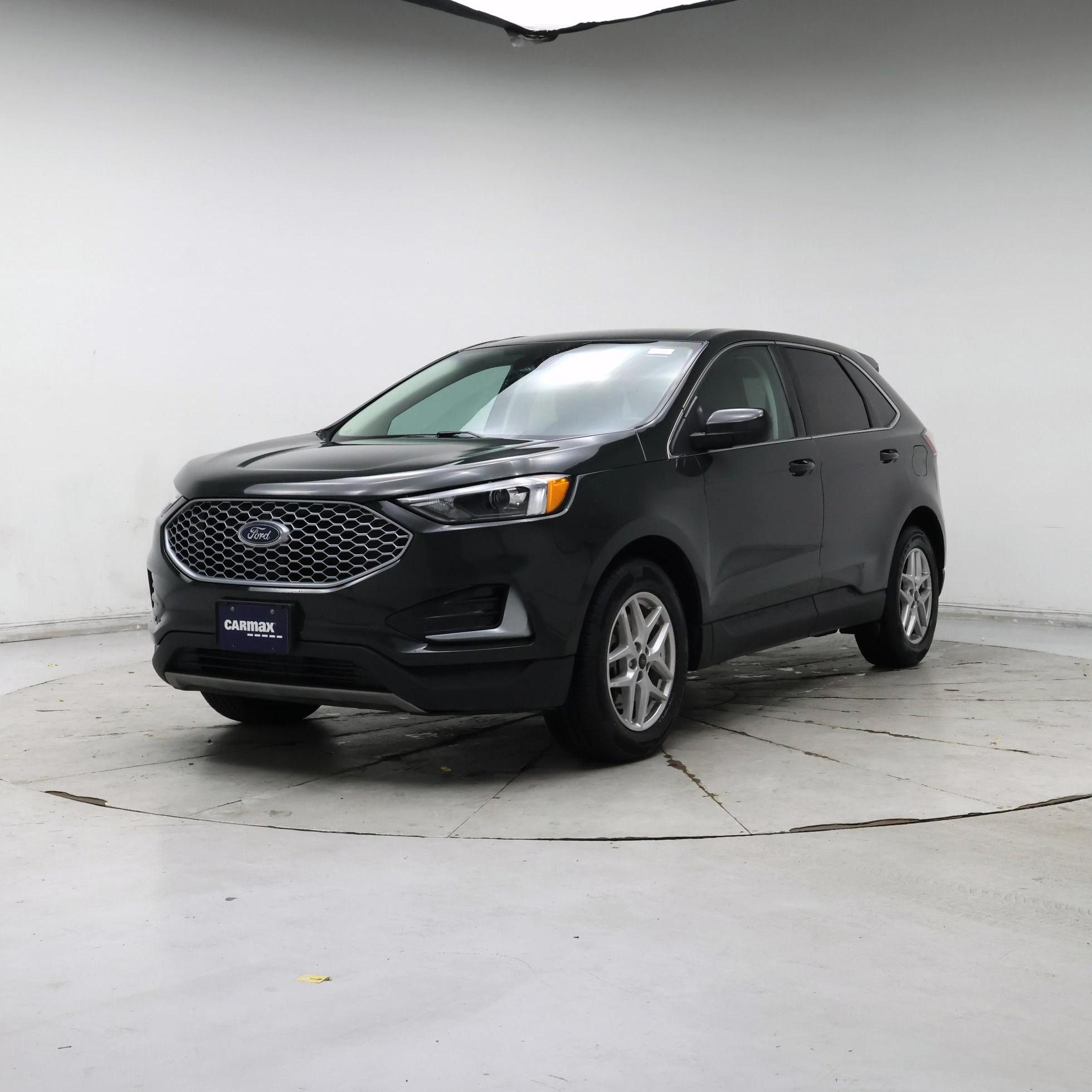 Thumbnail: 2023 Ford Edge - 4