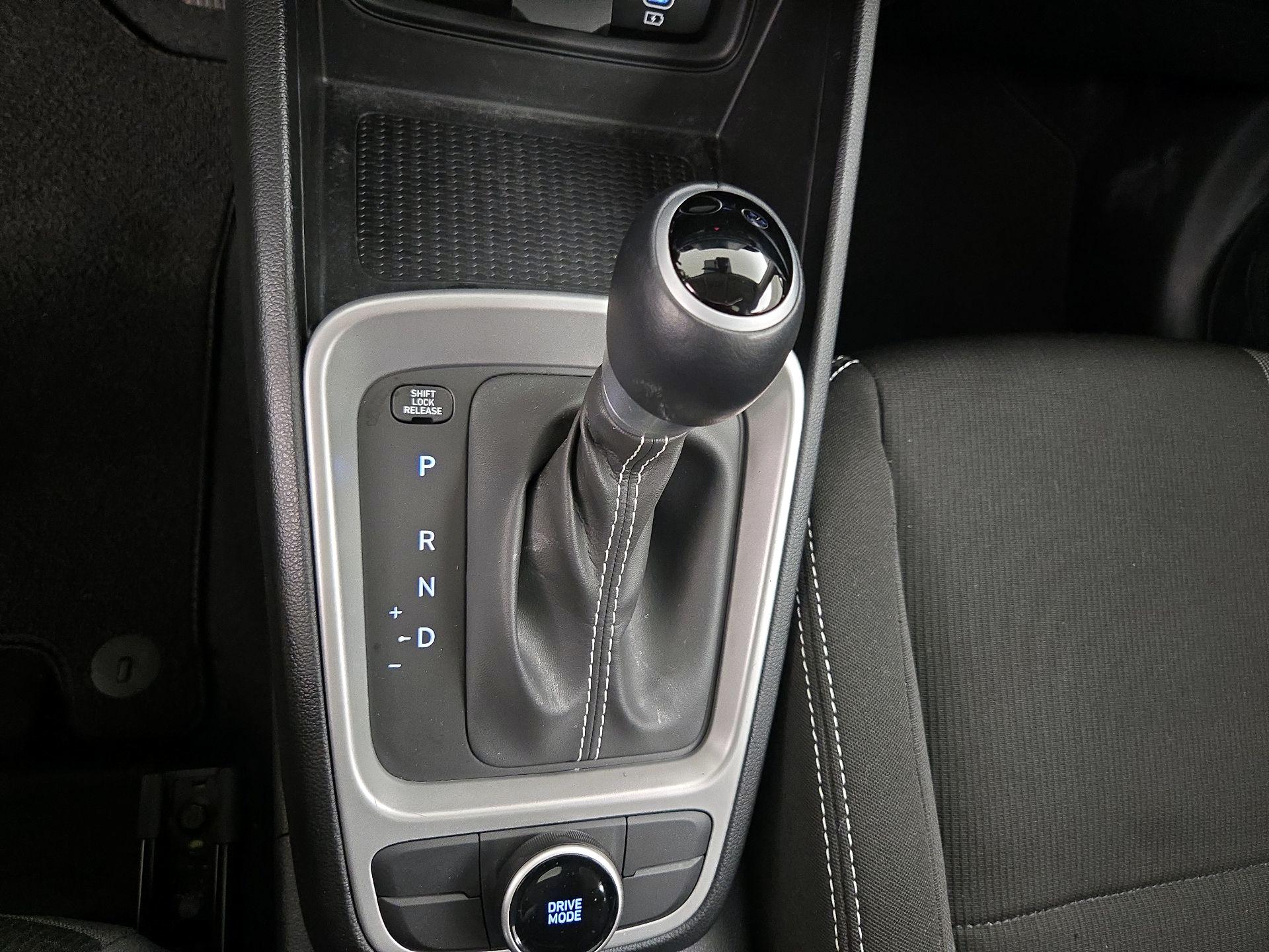 Thumbnail: 2024 Hyundai Venue - 17