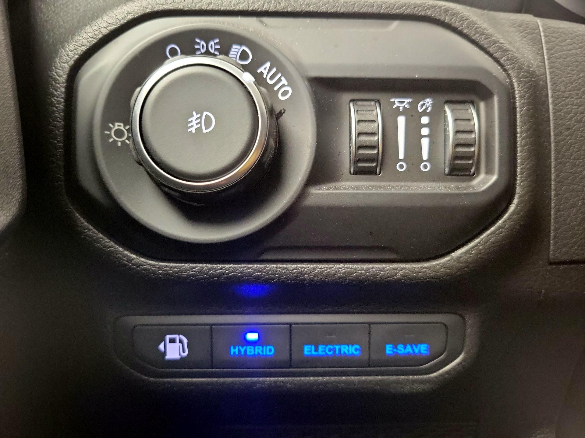 Thumbnail: 2021 Jeep Wrangler - 13