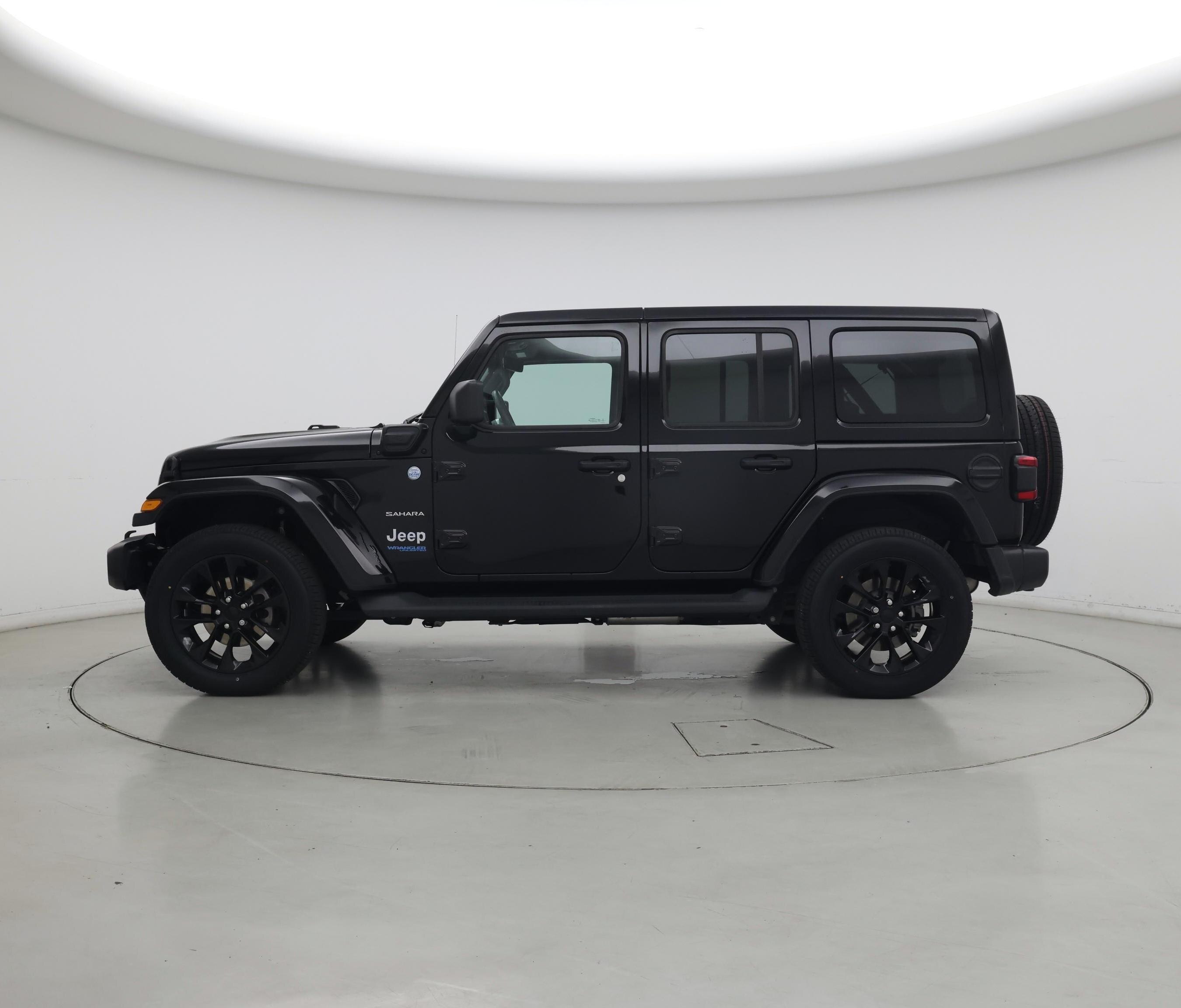Thumbnail: 2021 Jeep Wrangler - 3