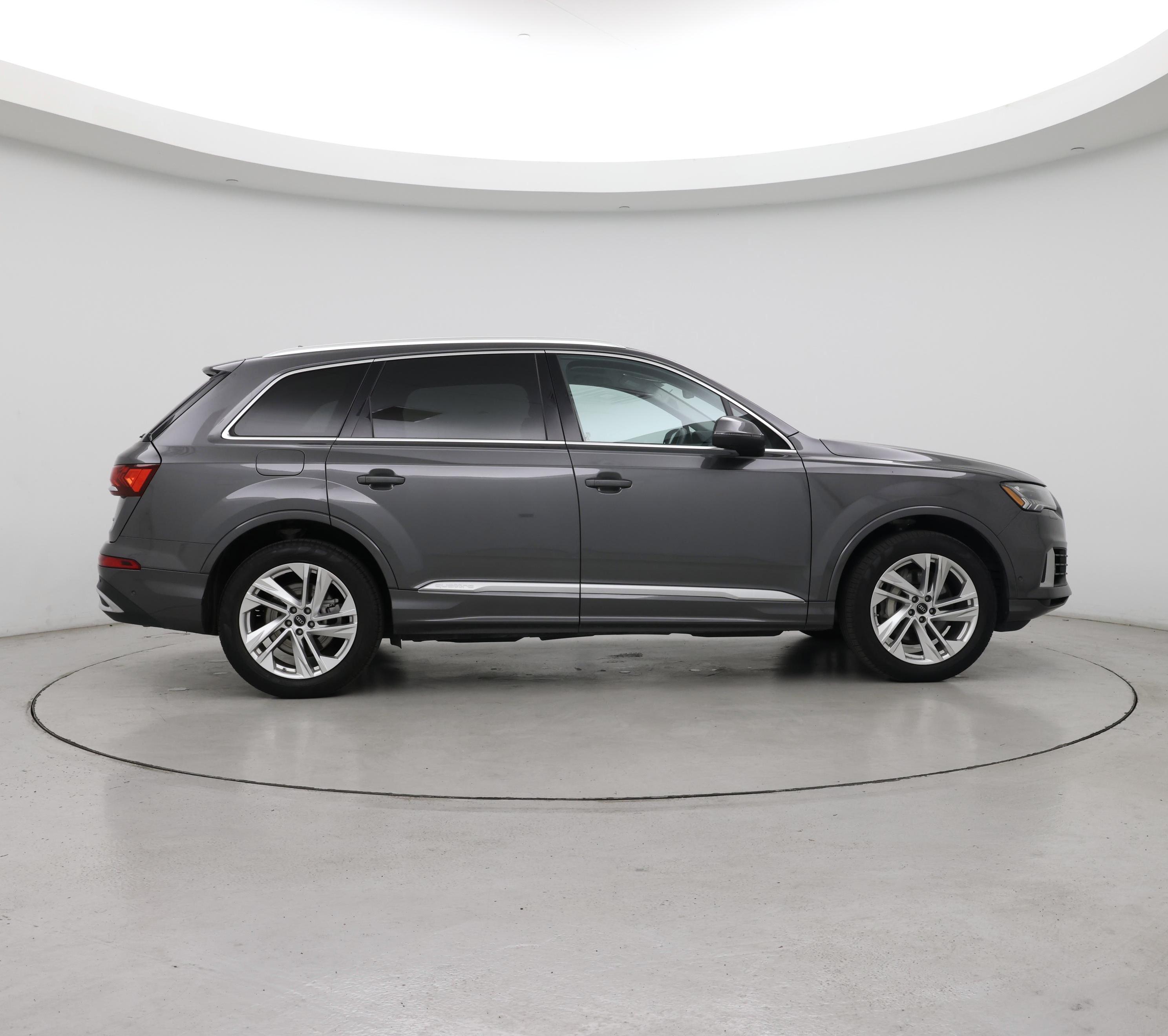 Thumbnail: 2023 Audi Q7 - 7